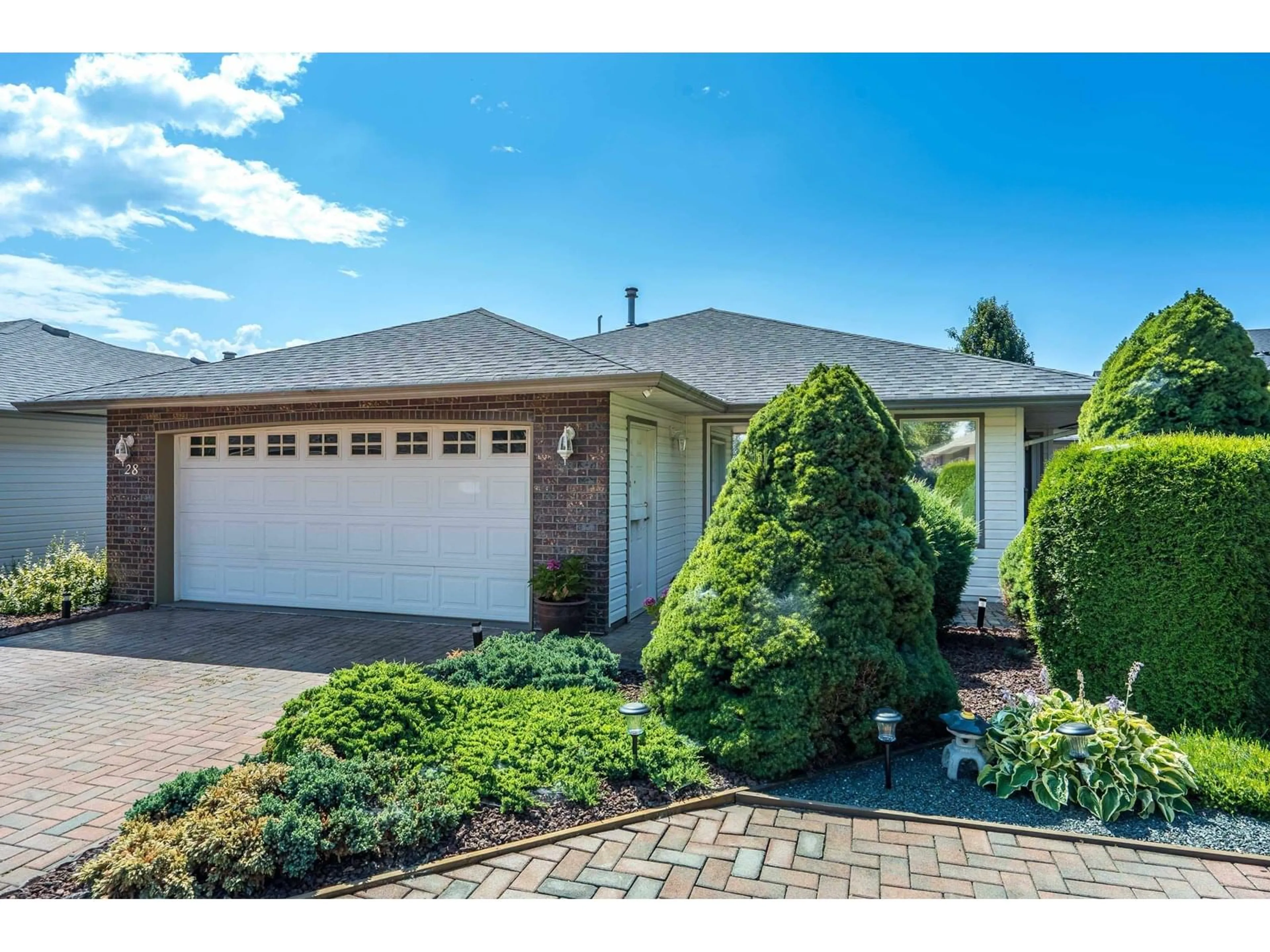 Home with vinyl exterior material, street for 28 - 7600 CHILLIWACK RIVER ROAD, Chilliwack British Columbia V2R3Z6