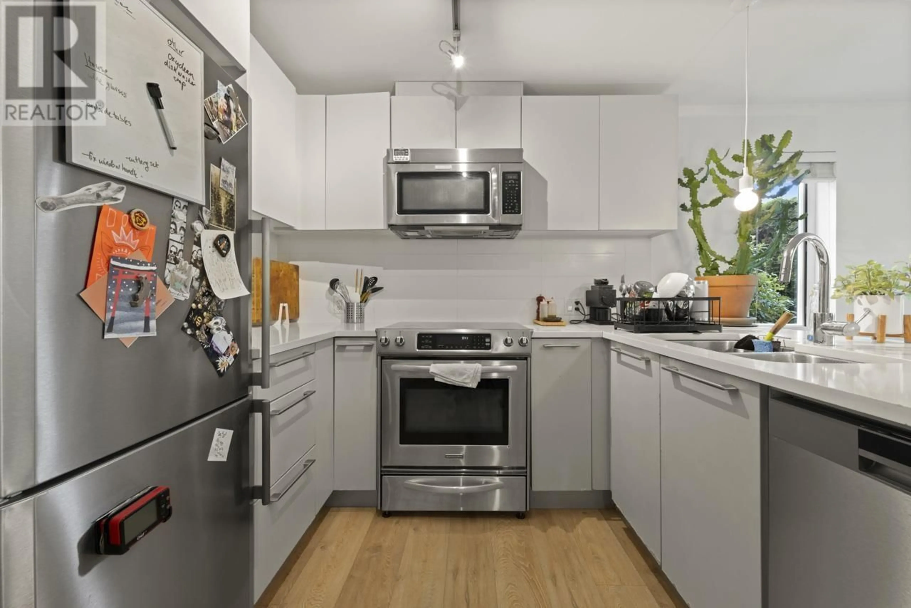 Standard kitchen, unknown for 107 - 1661 2ND AVENUE, Vancouver British Columbia V5N1E1
