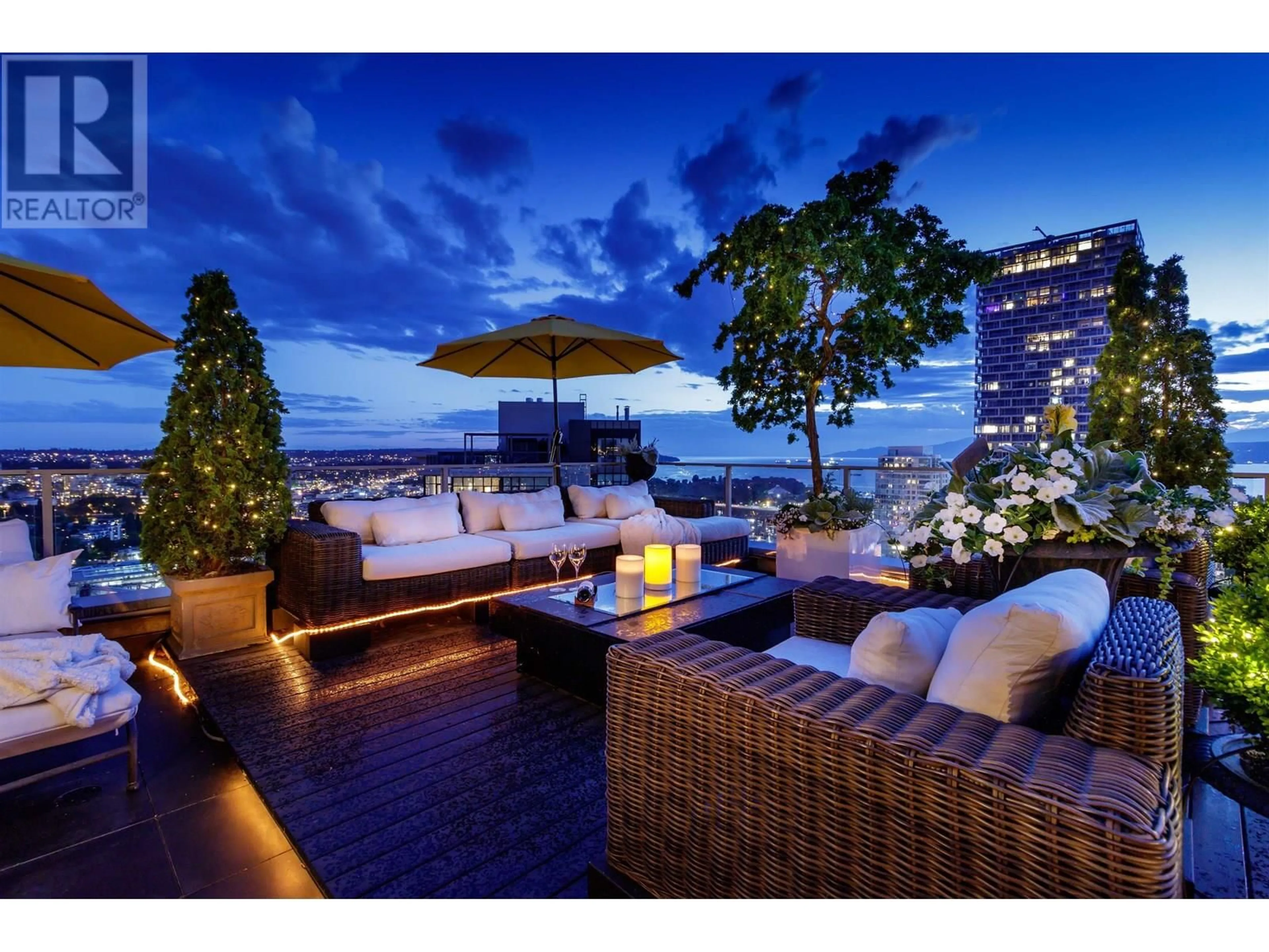 Patio, water/lake/river/ocean view for 3701 - 1495 RICHARDS STREET, Vancouver British Columbia V6Z3E3