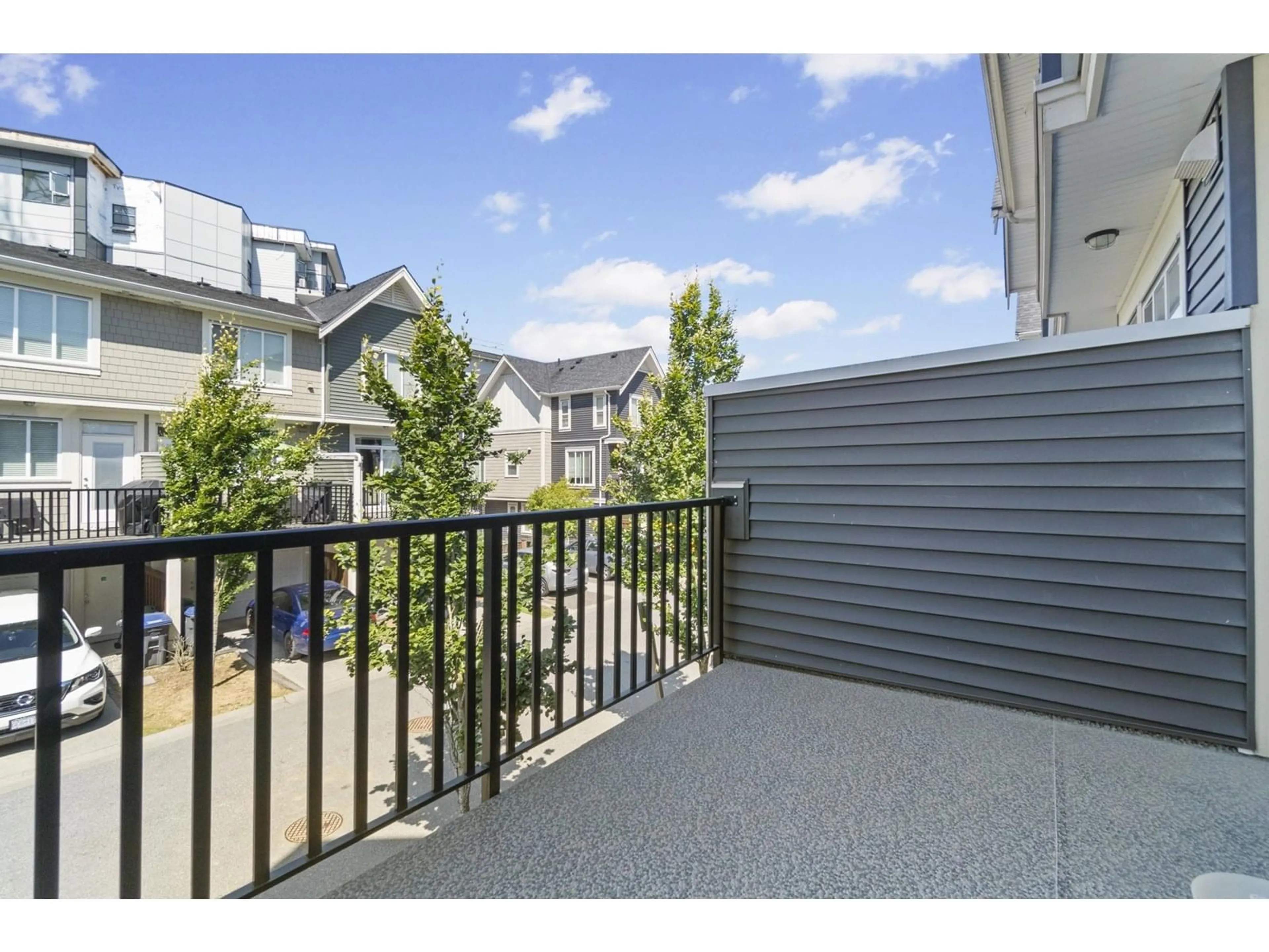Patio, unknown for 9 - 8699 158, Surrey British Columbia V4N1G9