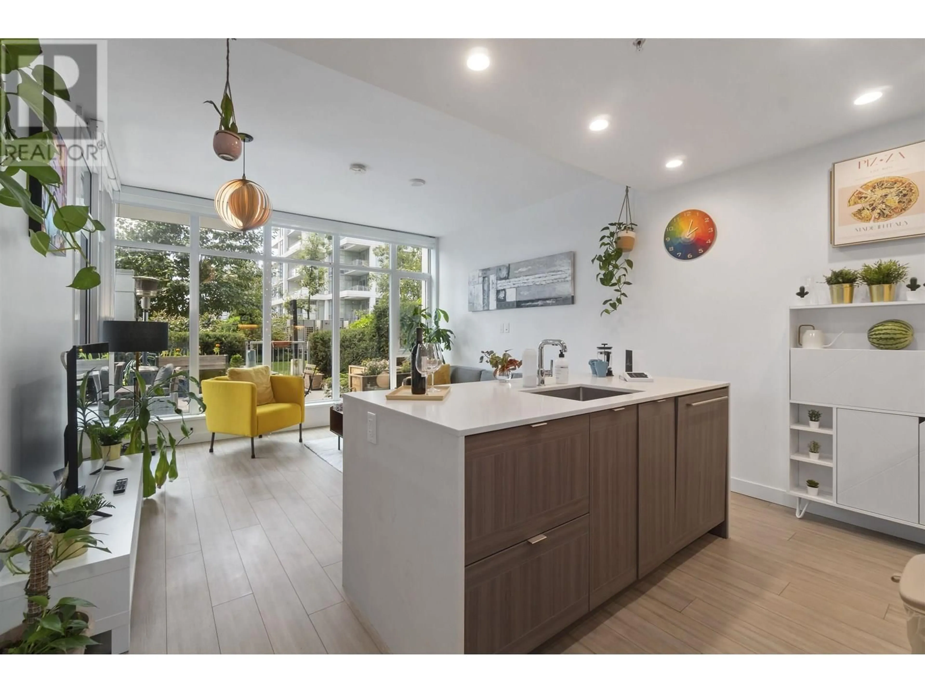Open concept kitchen, unknown for 407 - 2311 BETA AVENUE, Burnaby British Columbia V5C0M1