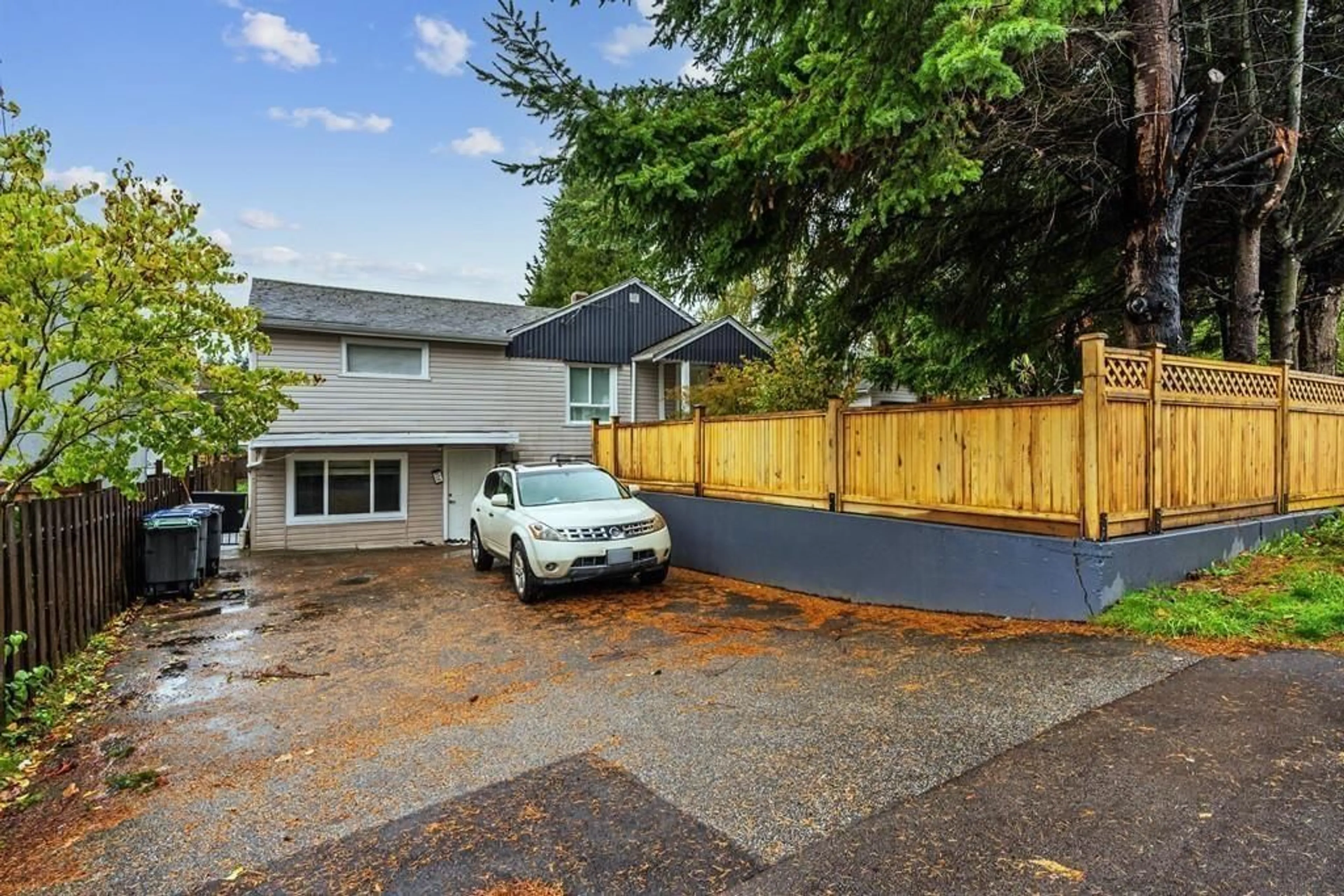 A pic from outside/outdoor area/front of a property/back of a property/a pic from drone, street for 9893 132, Surrey British Columbia V3T3S7