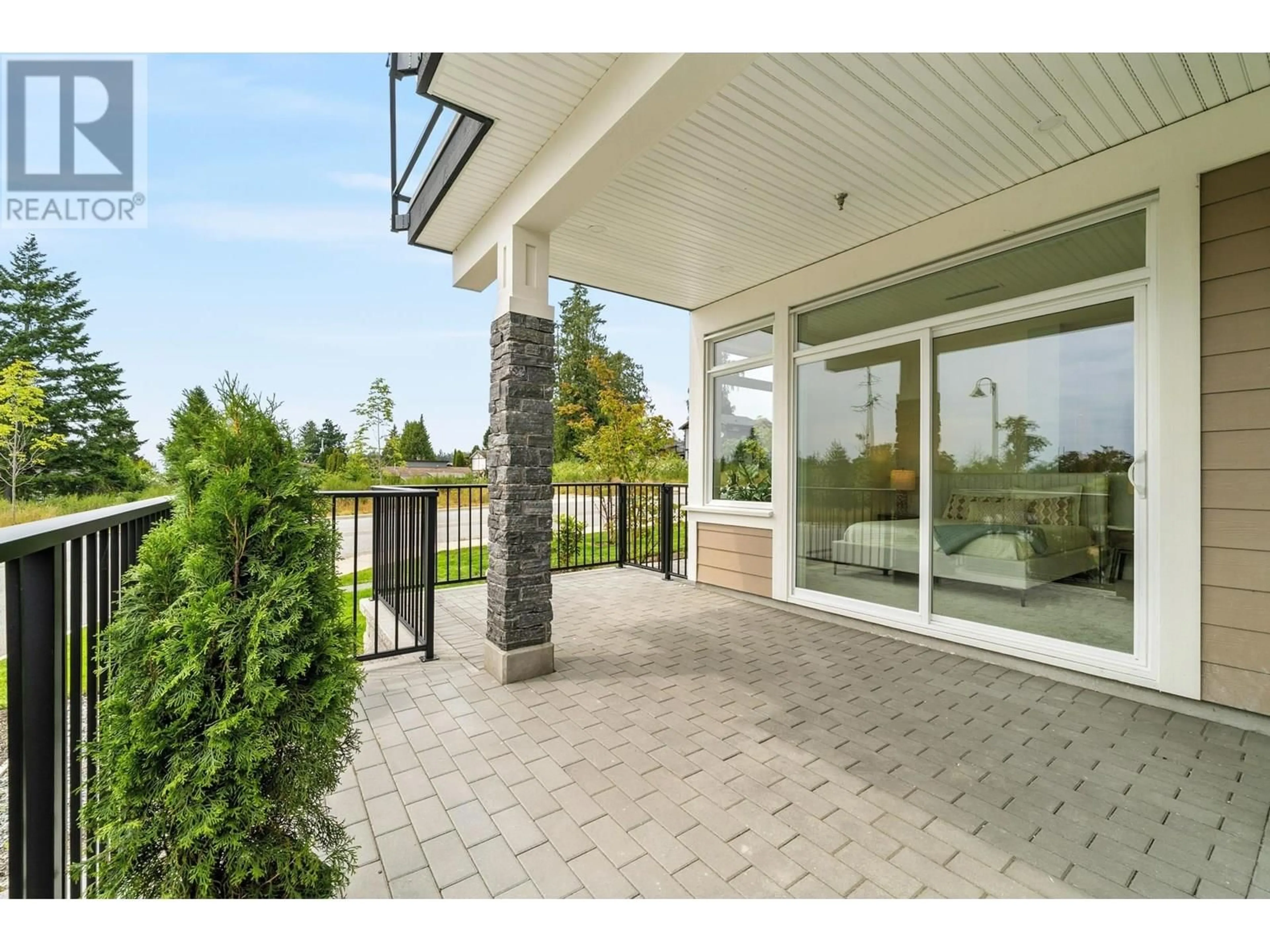 Patio, water/lake/river/ocean view for 5 - 5522 MCCOURT ROAD, Sechelt British Columbia V0N3A7