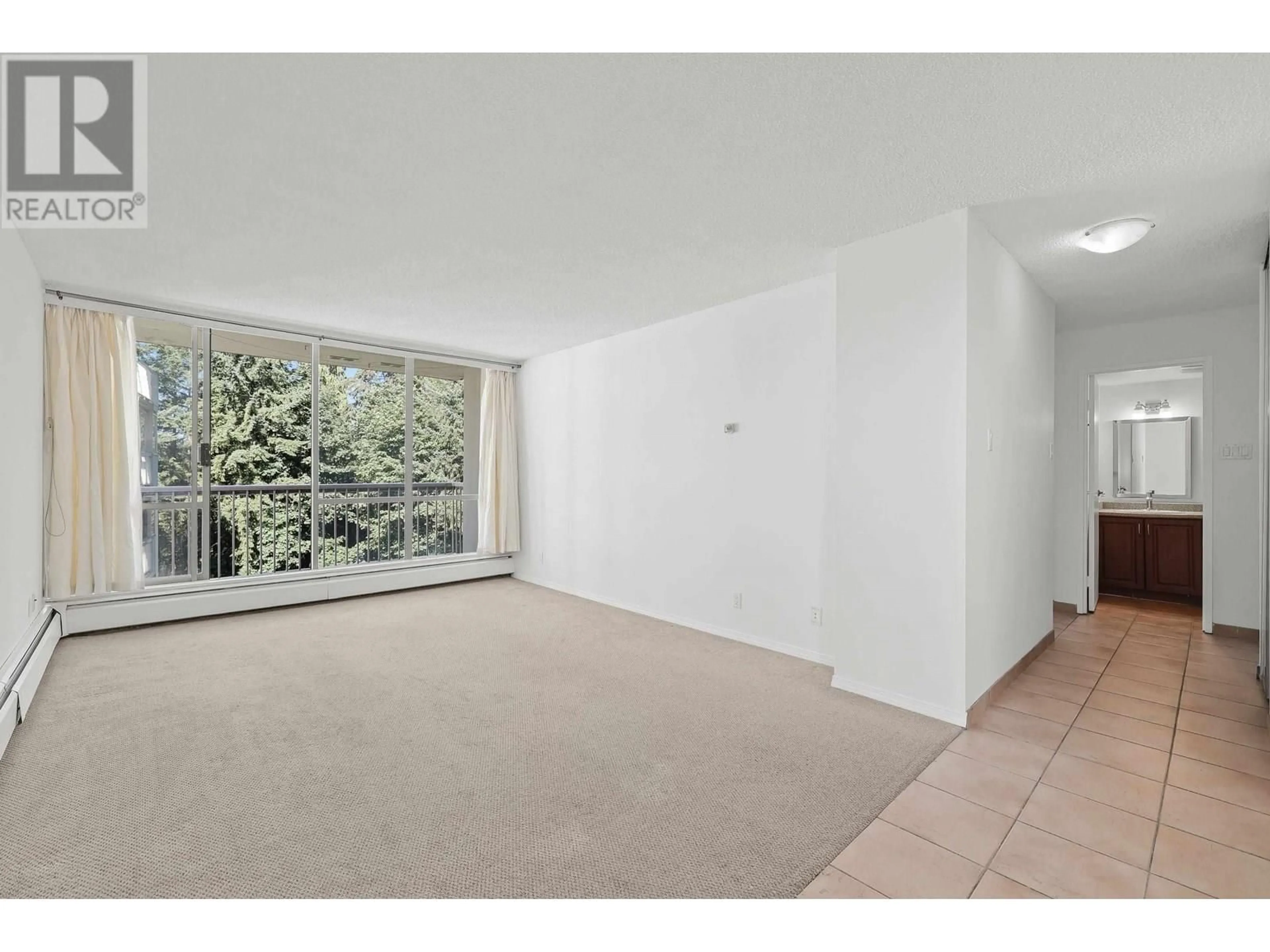 A pic of a room for 911 - 2016 FULLERTON AVENUE, North Vancouver British Columbia V7P3E6