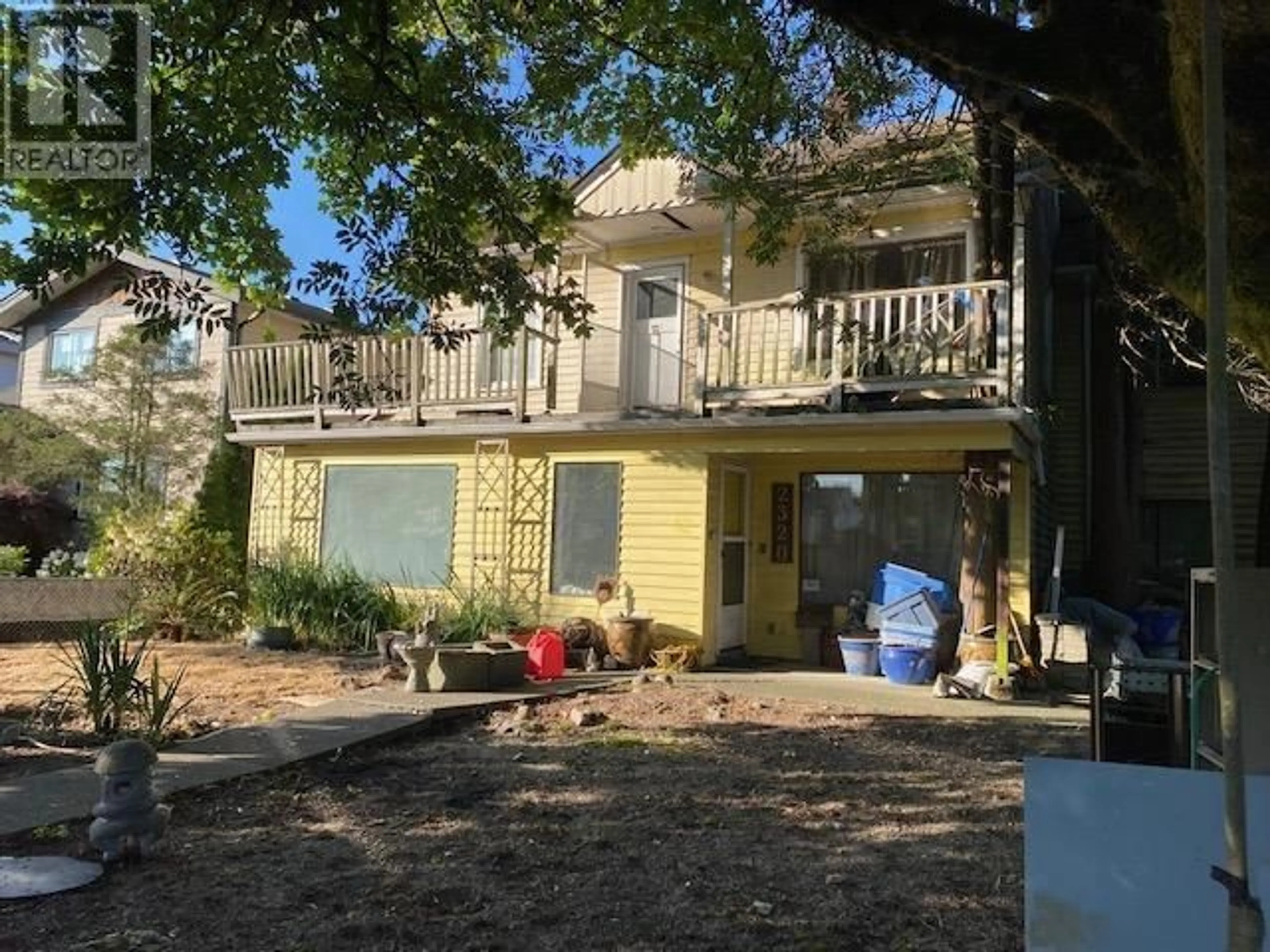 A pic from outside/outdoor area/front of a property/back of a property/a pic from drone, street for 2320 BOEING AVENUE, Richmond British Columbia V7B1J3