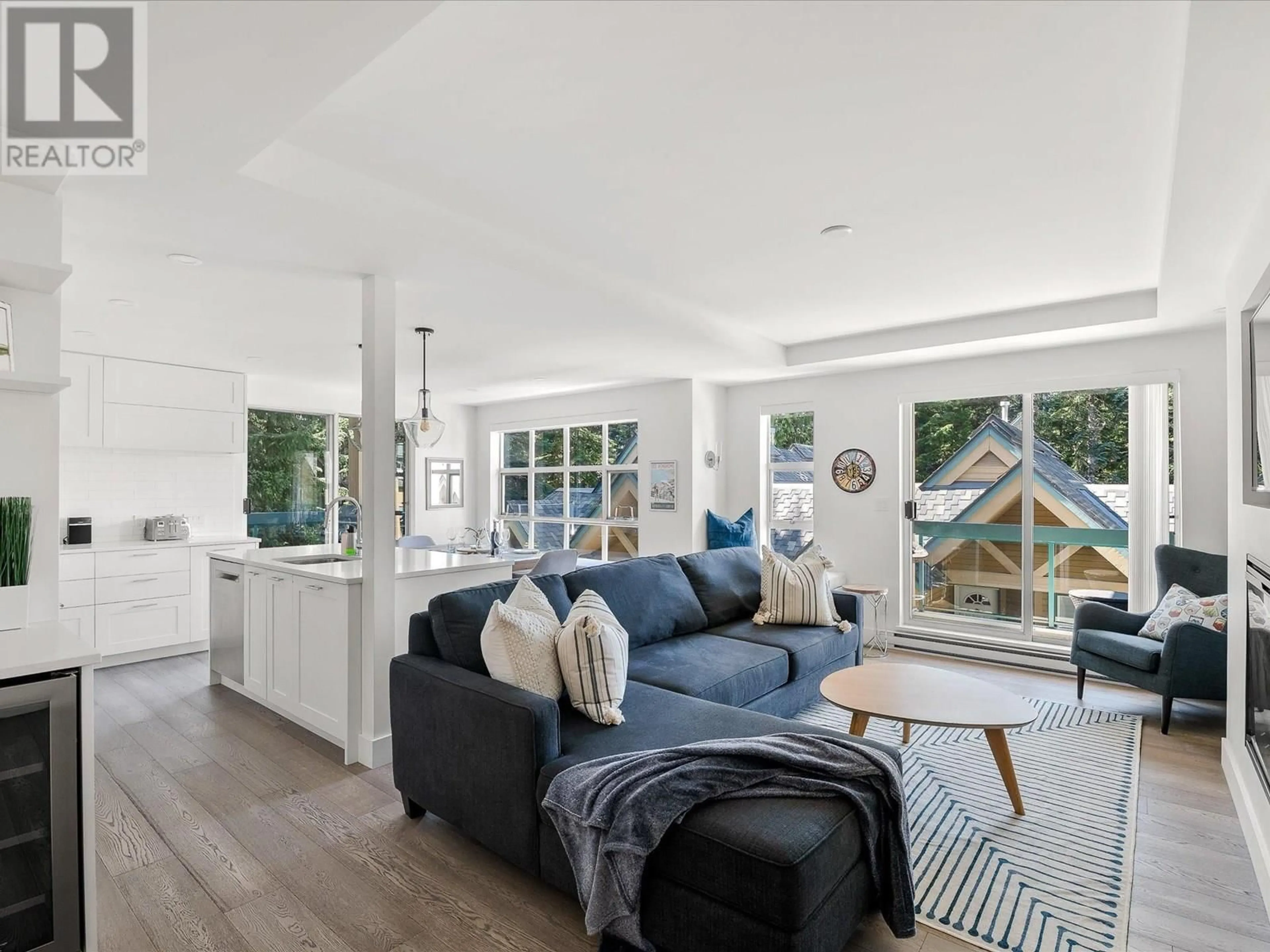 Living room with furniture, unknown for 209 - 4865 PAINTED CLIFF ROAD, Whistler British Columbia V6Z2W4