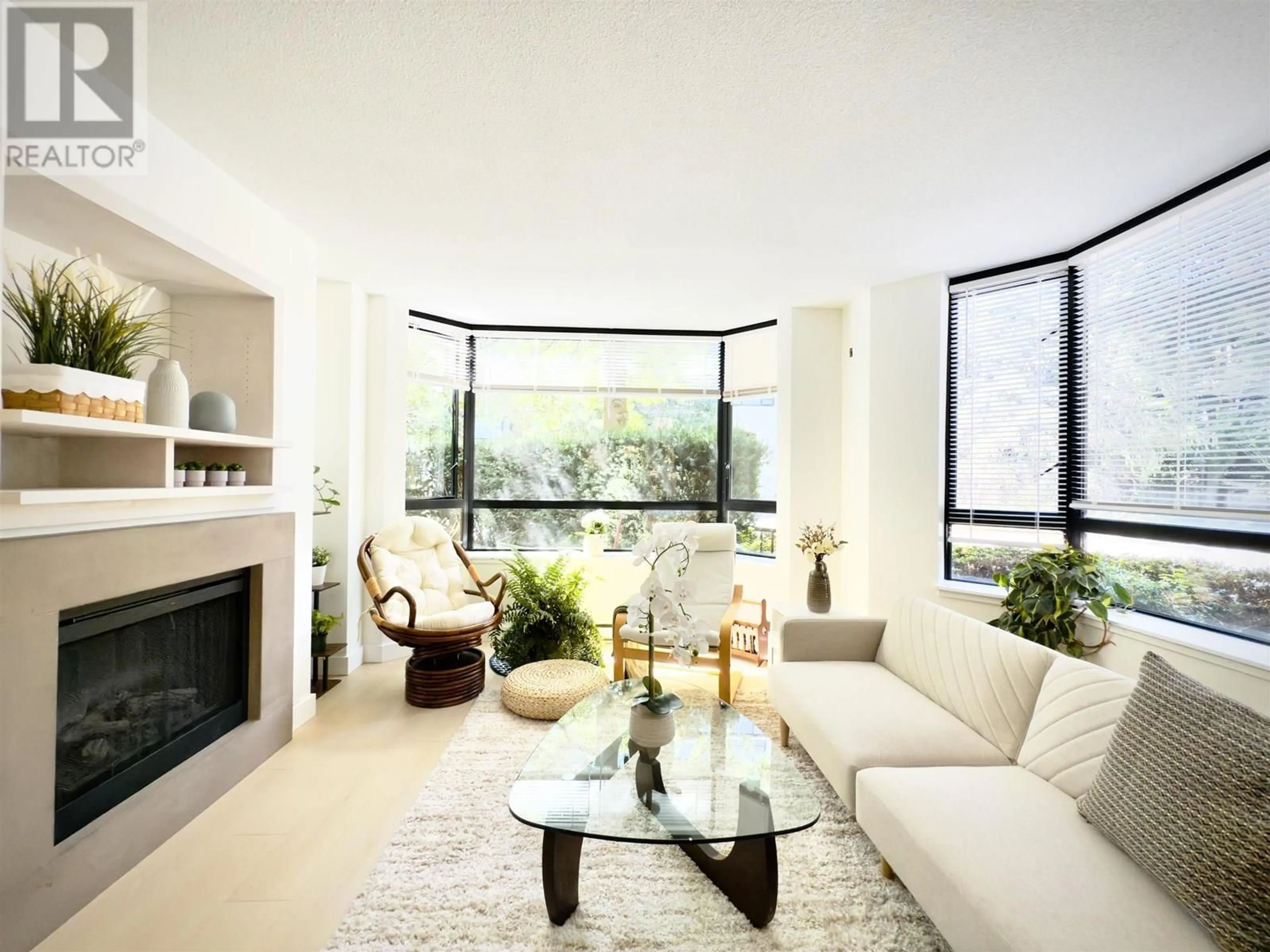 Living room with furniture, unknown for 1 - 9133 HEMLOCK DRIVE, Richmond British Columbia V6Y4J9