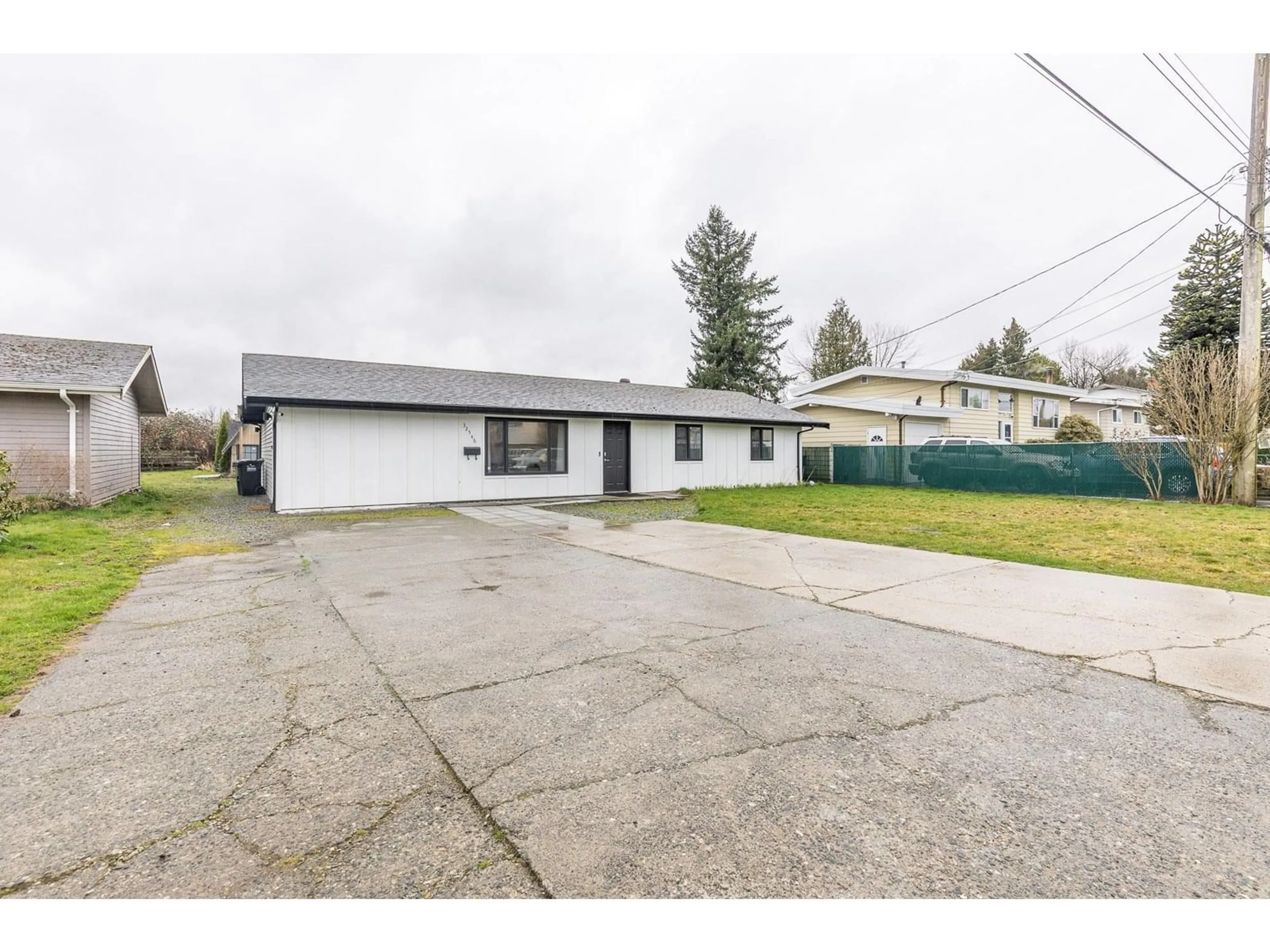 Unknown for 32546 PANDORA, Abbotsford British Columbia V2T3X1