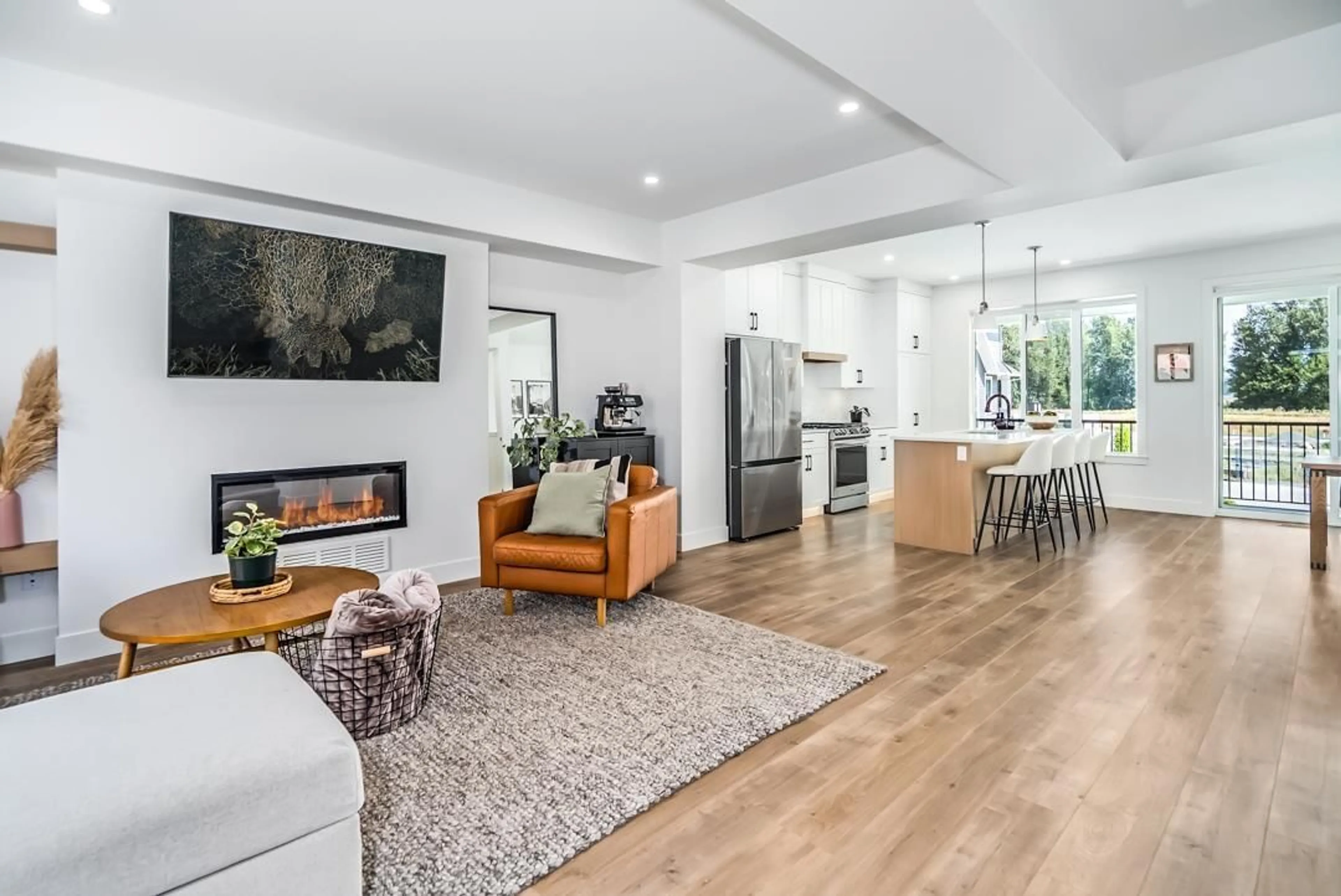 Unknown for 8233 FOXFERN ROAD, Chilliwack British Columbia V2R6H9