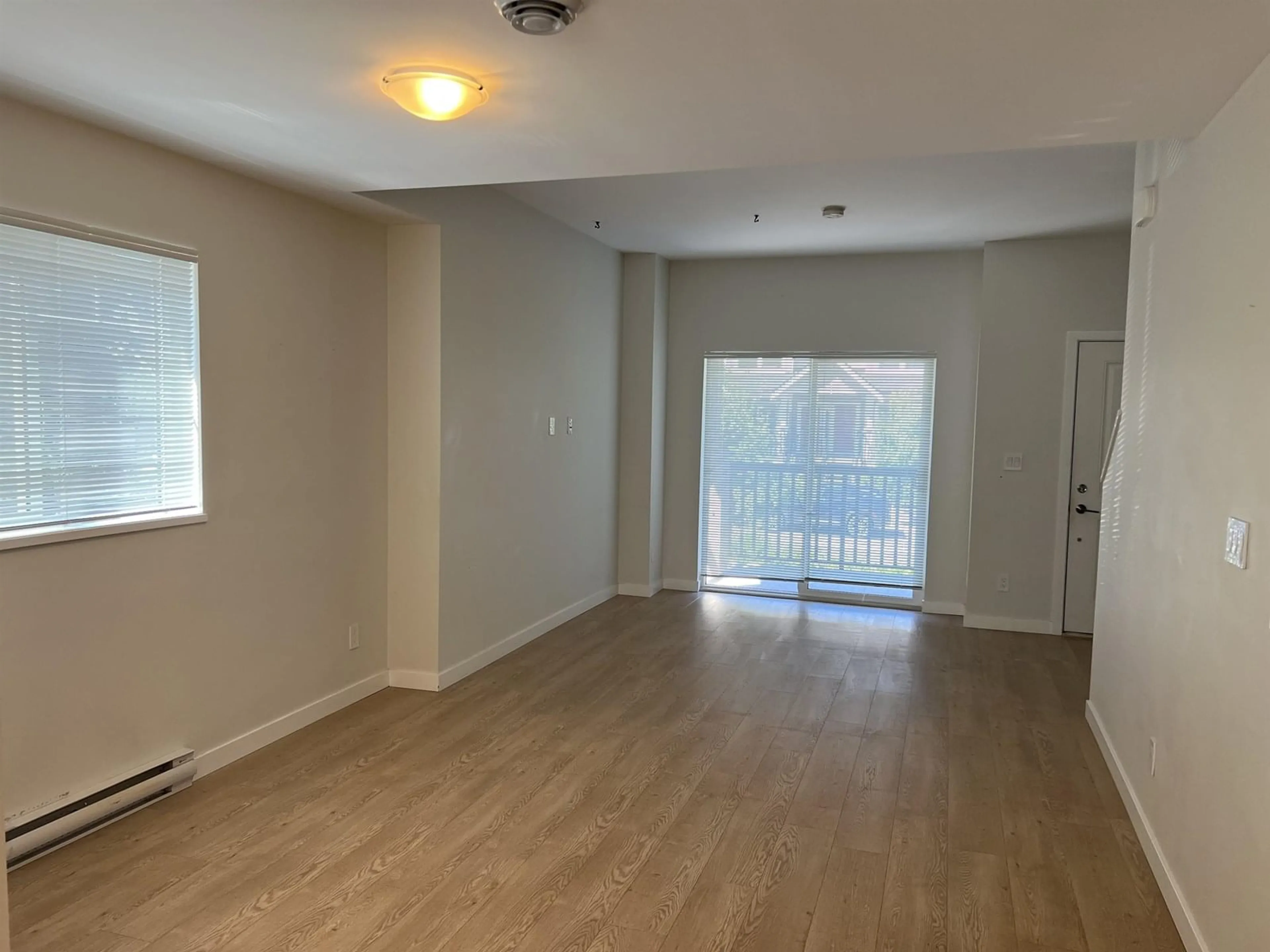 A pic of a room for 21 - 2799 ALLWOOD, Abbotsford British Columbia V2T0J2