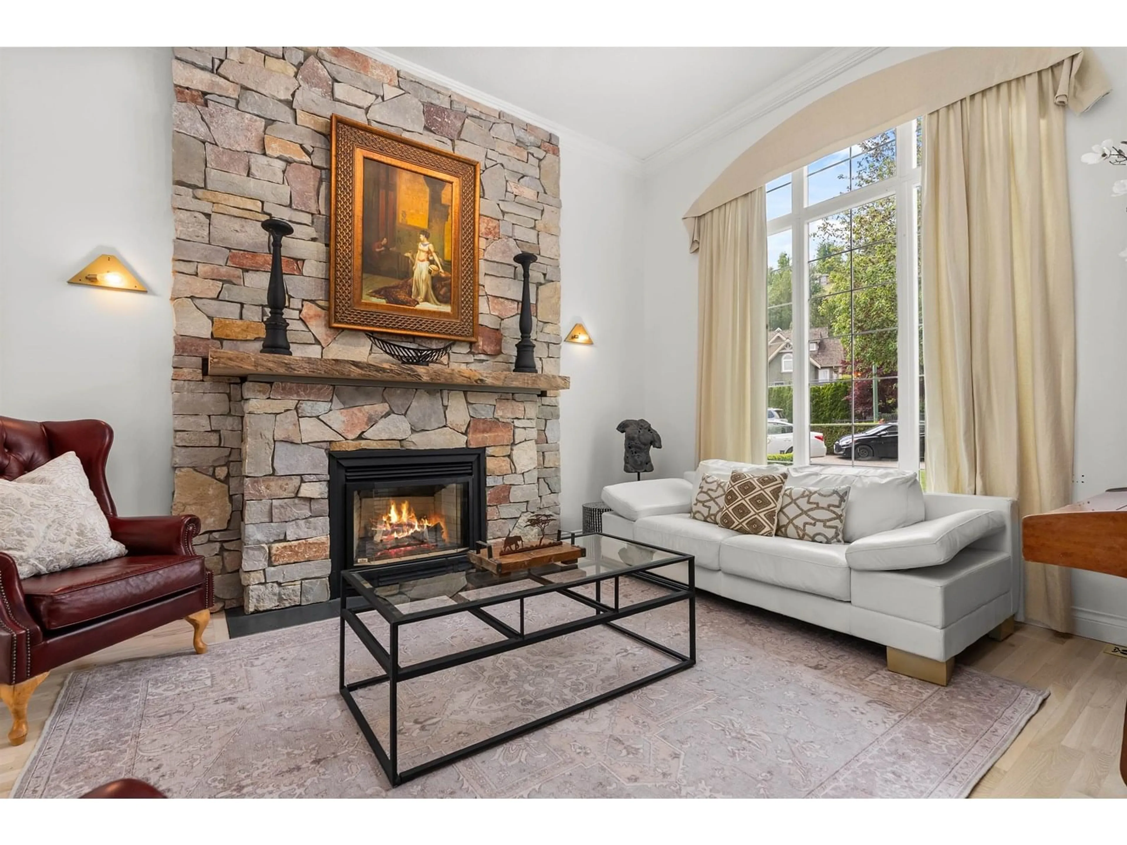 Living room with furniture, unknown for 35918 STONECROFT, Abbotsford British Columbia V3G1K8