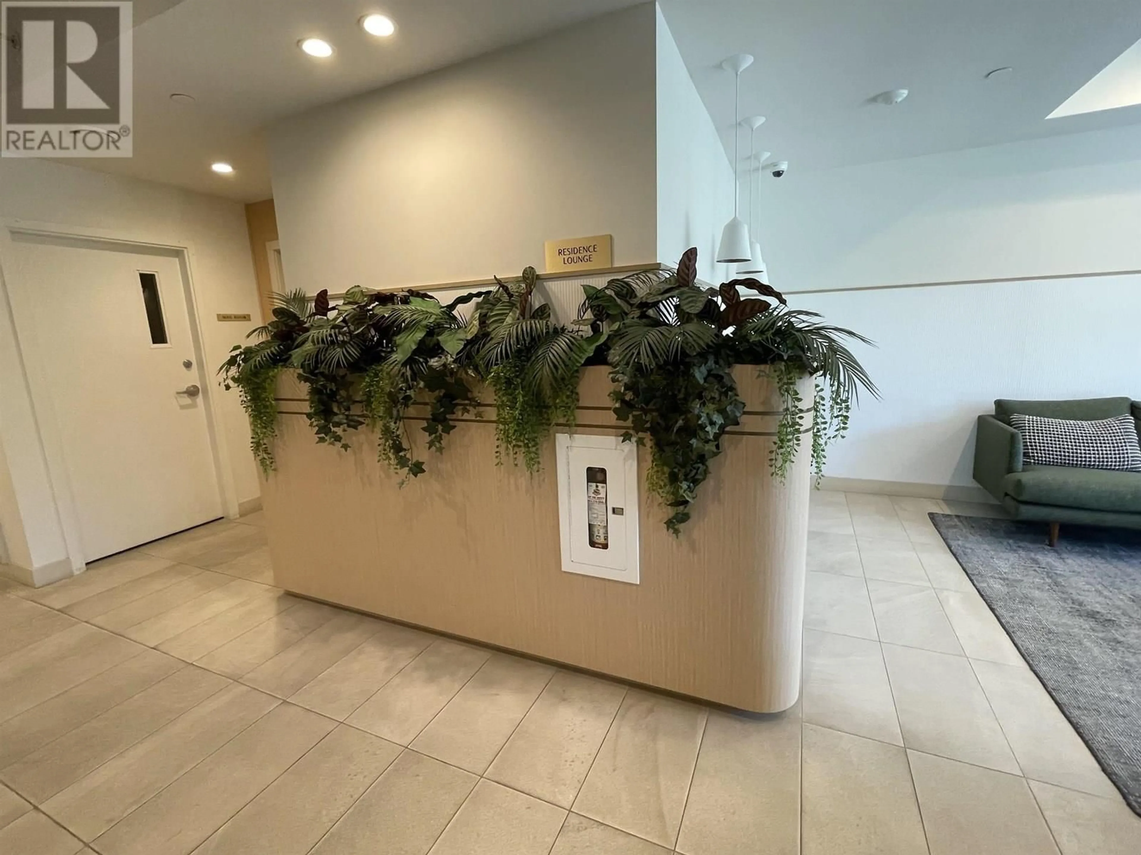 Indoor foyer for 502 - 741 ANSKAR COURT, Coquitlam British Columbia V3J0N3