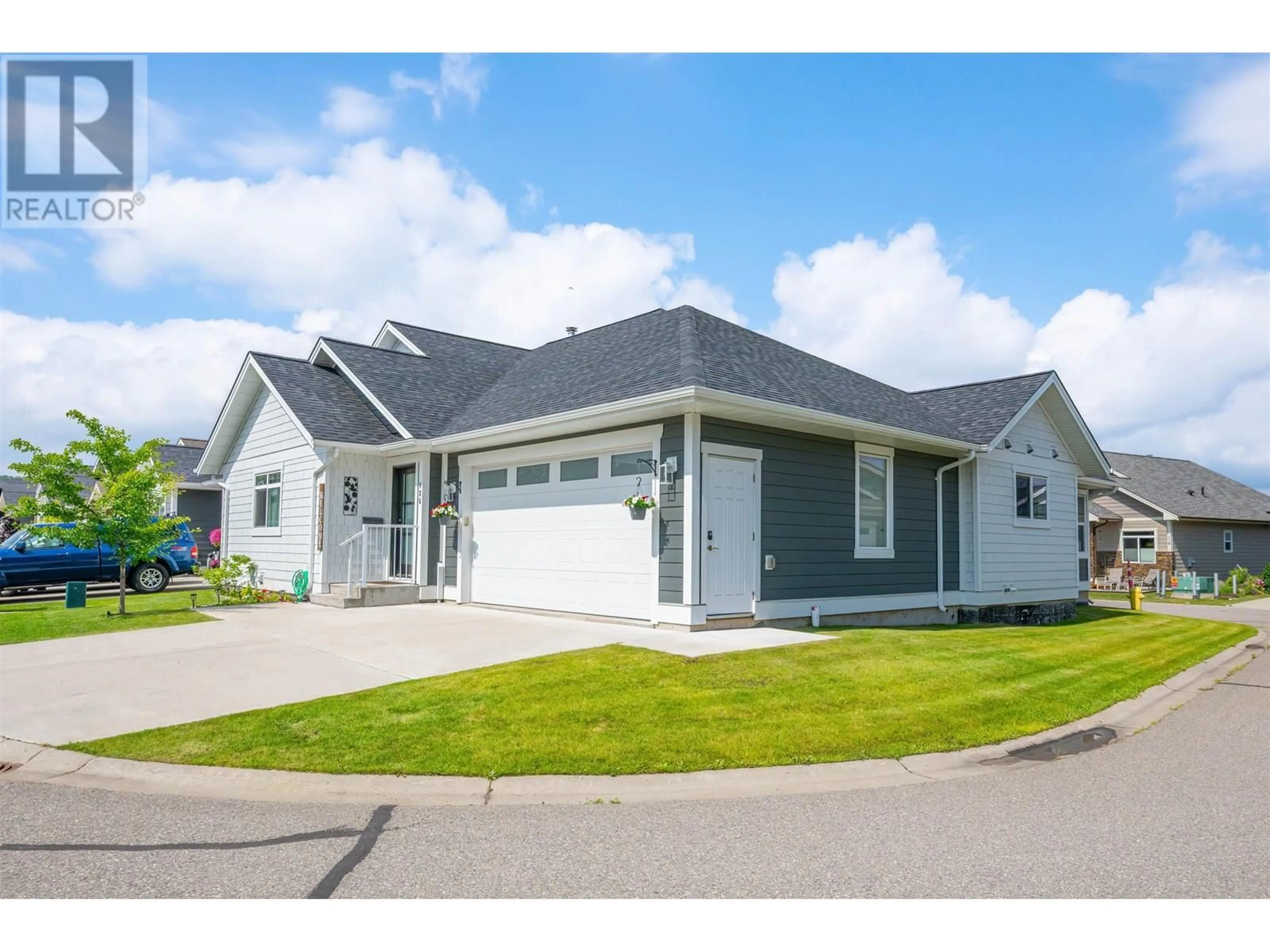 Home with vinyl exterior material, street for 125 - 4303 UNIVERSITY HEIGHTS DRIVE, Prince George British Columbia V2N0E6