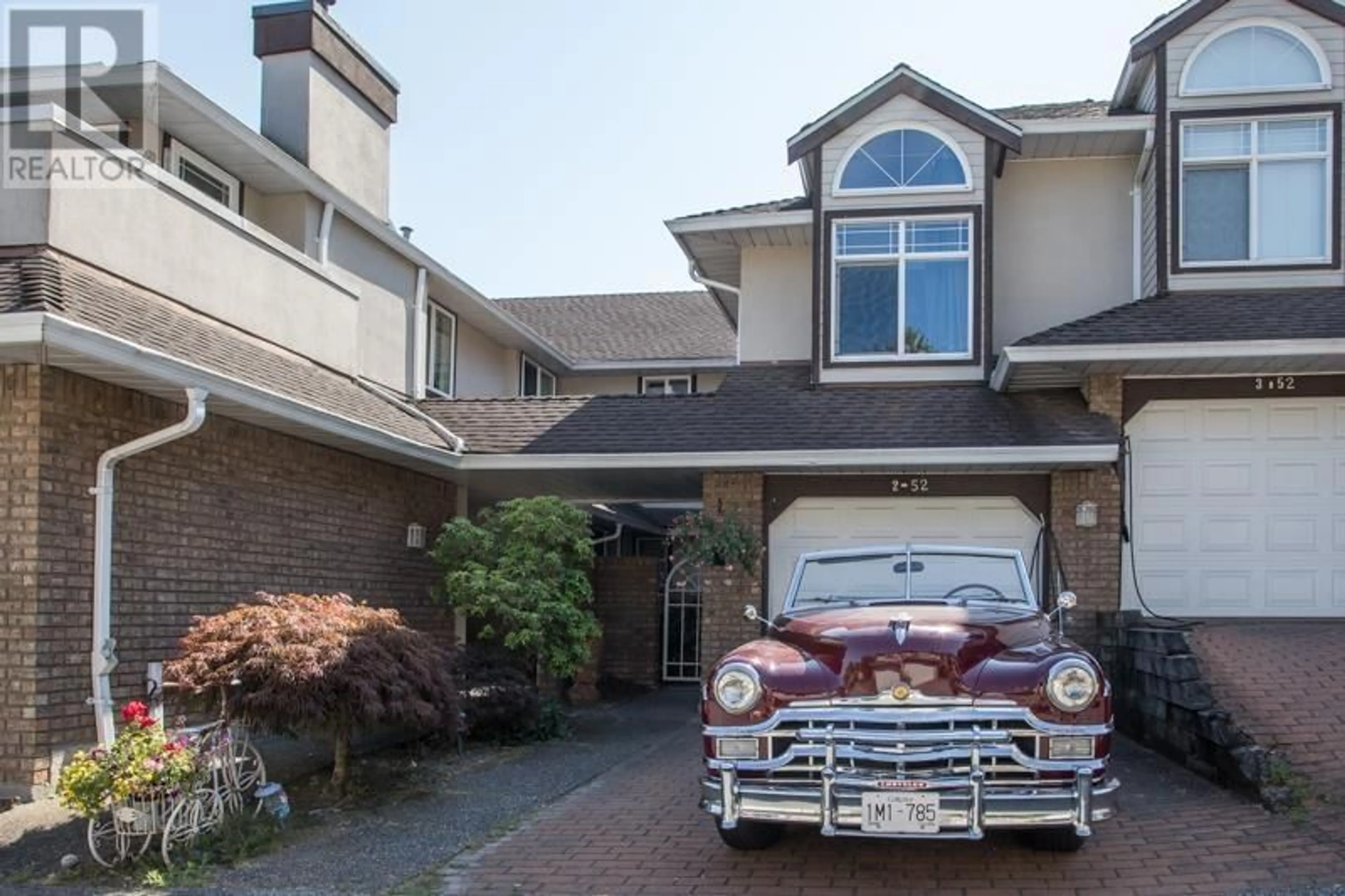 Unknown for 2 - 52 RICHMOND STREET, New Westminster British Columbia V3L5P2