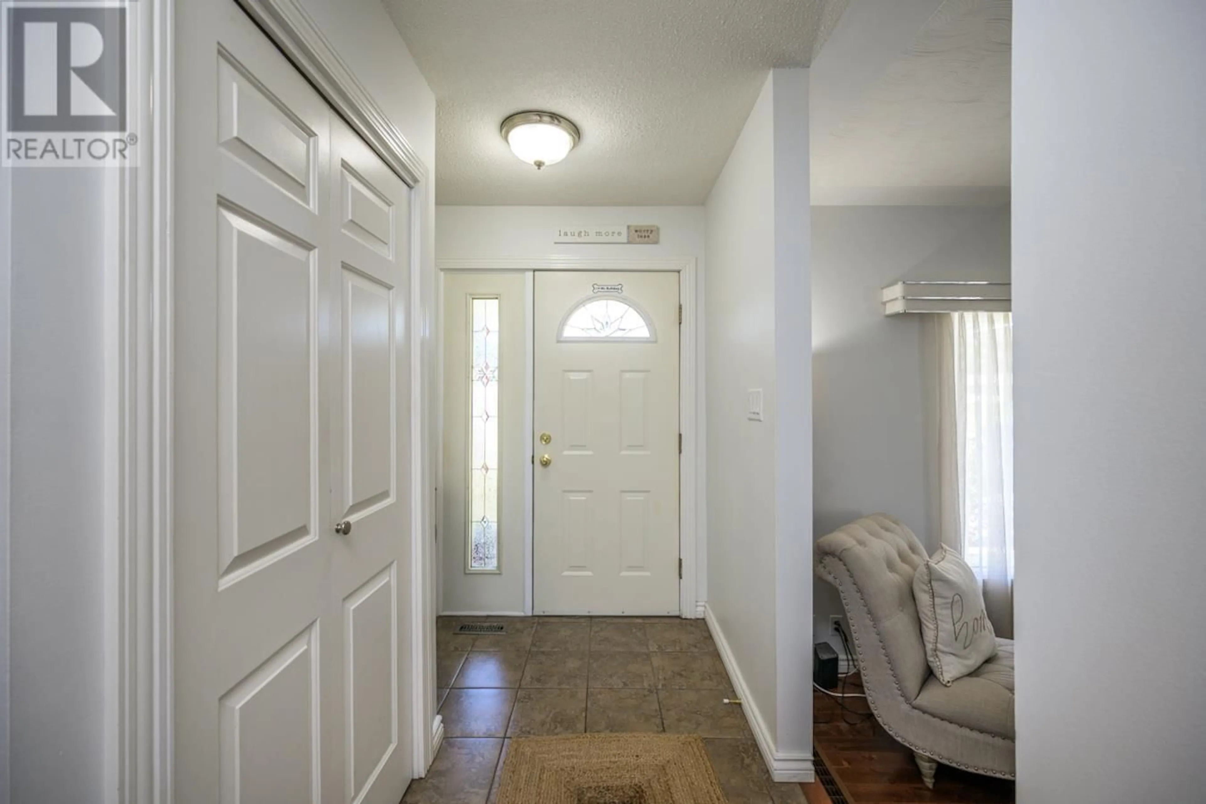 Indoor entryway for 2678 STARLANE DRIVE, Prince George British Columbia V2N5L6
