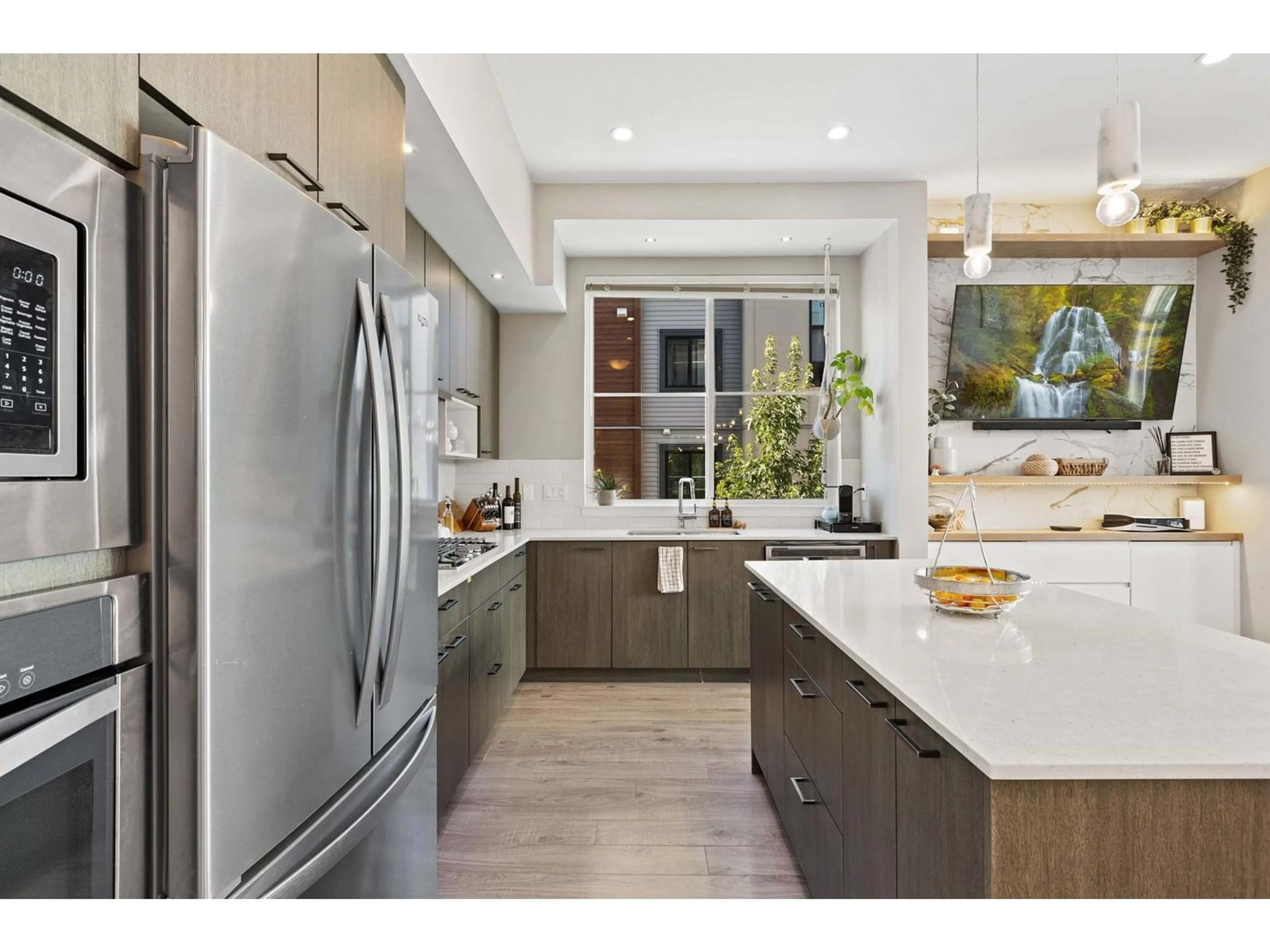 Open concept kitchen, unknown for 60 - 20849 78B, Langley British Columbia V2Y0X6