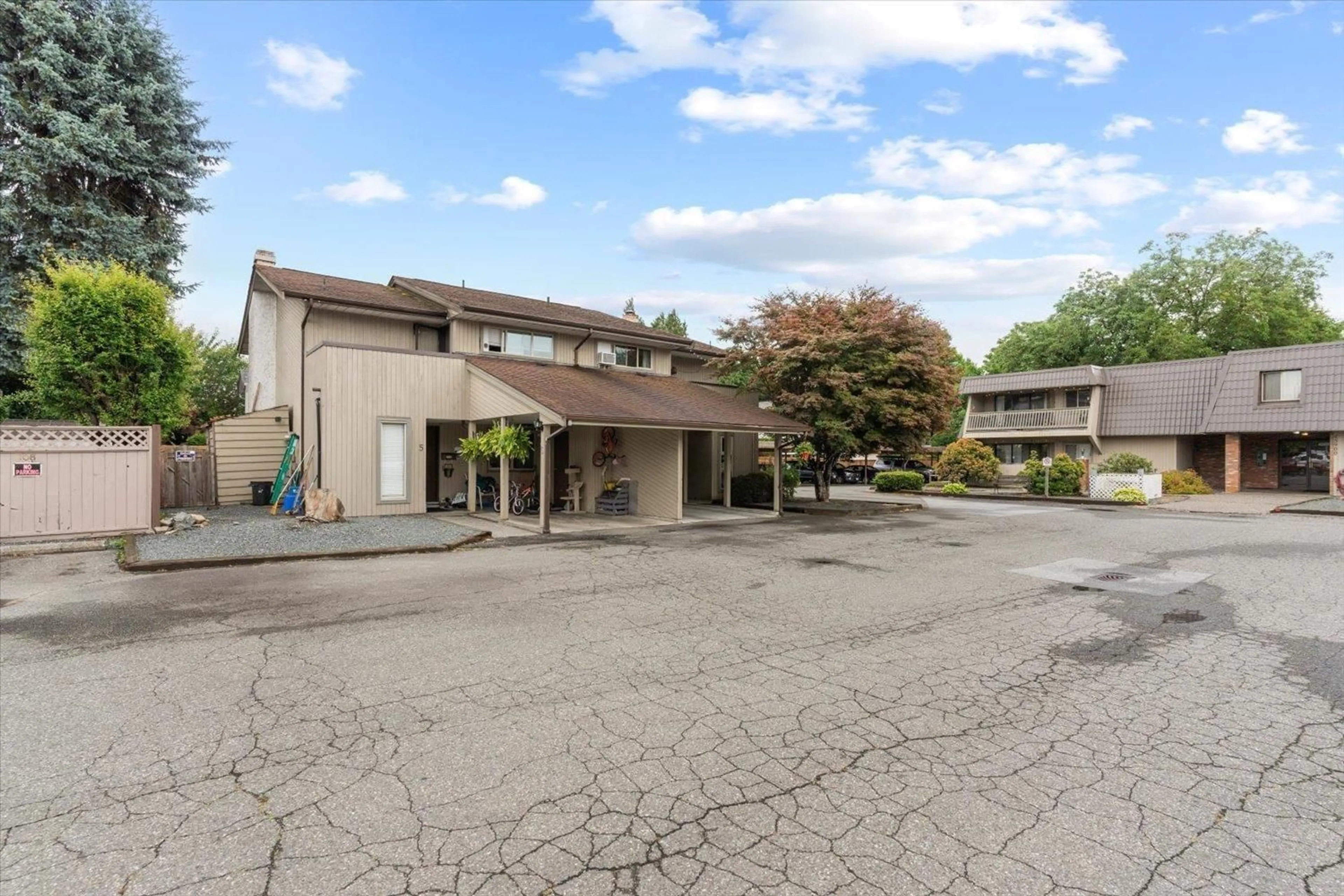 Patio, unknown for 6 - 45900 LEWIS AVENUE, Chilliwack British Columbia V2P3C2