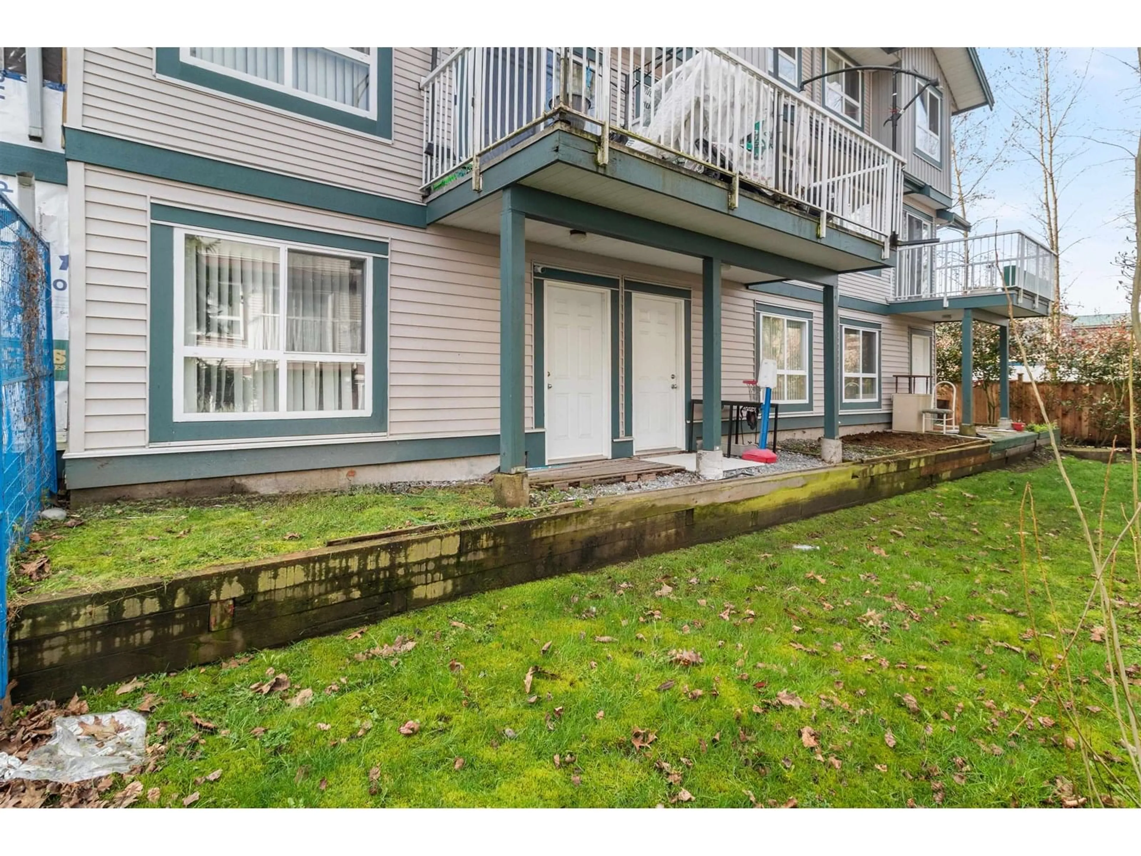 Patio, unknown for 18 - 12730 66, Surrey British Columbia V3W2A9