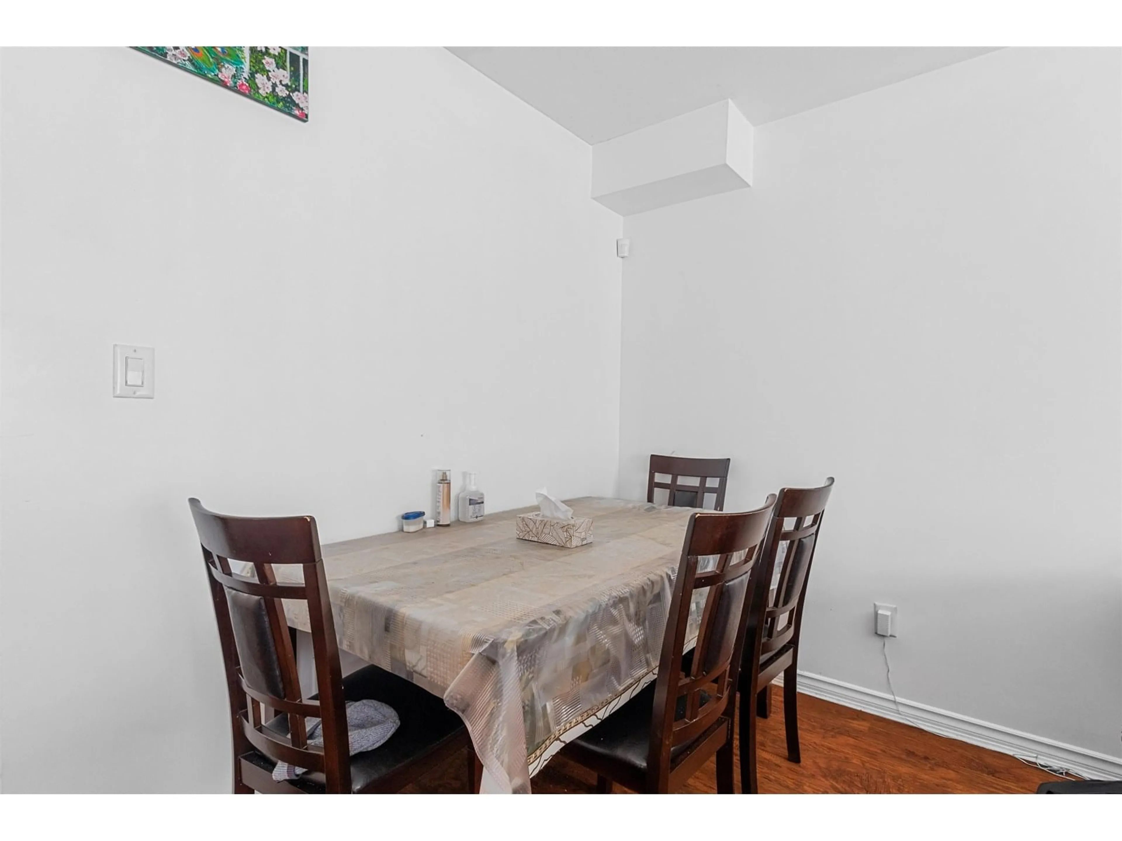 Dining room, unknown for 18 - 12730 66, Surrey British Columbia V3W2A9