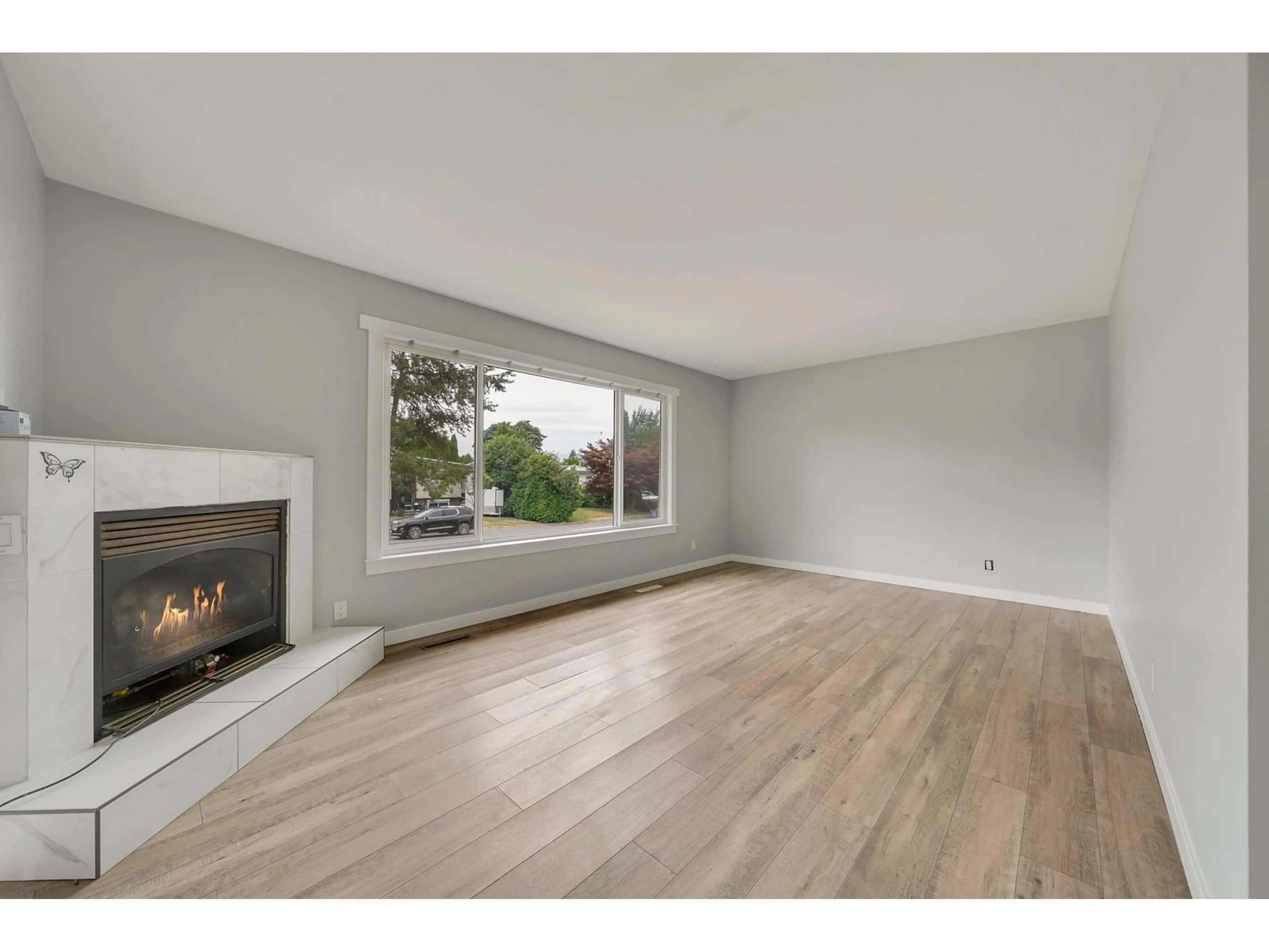 A pic of a room for 6050 GLENMORE DRIVE, Chilliwack British Columbia V2R2H5