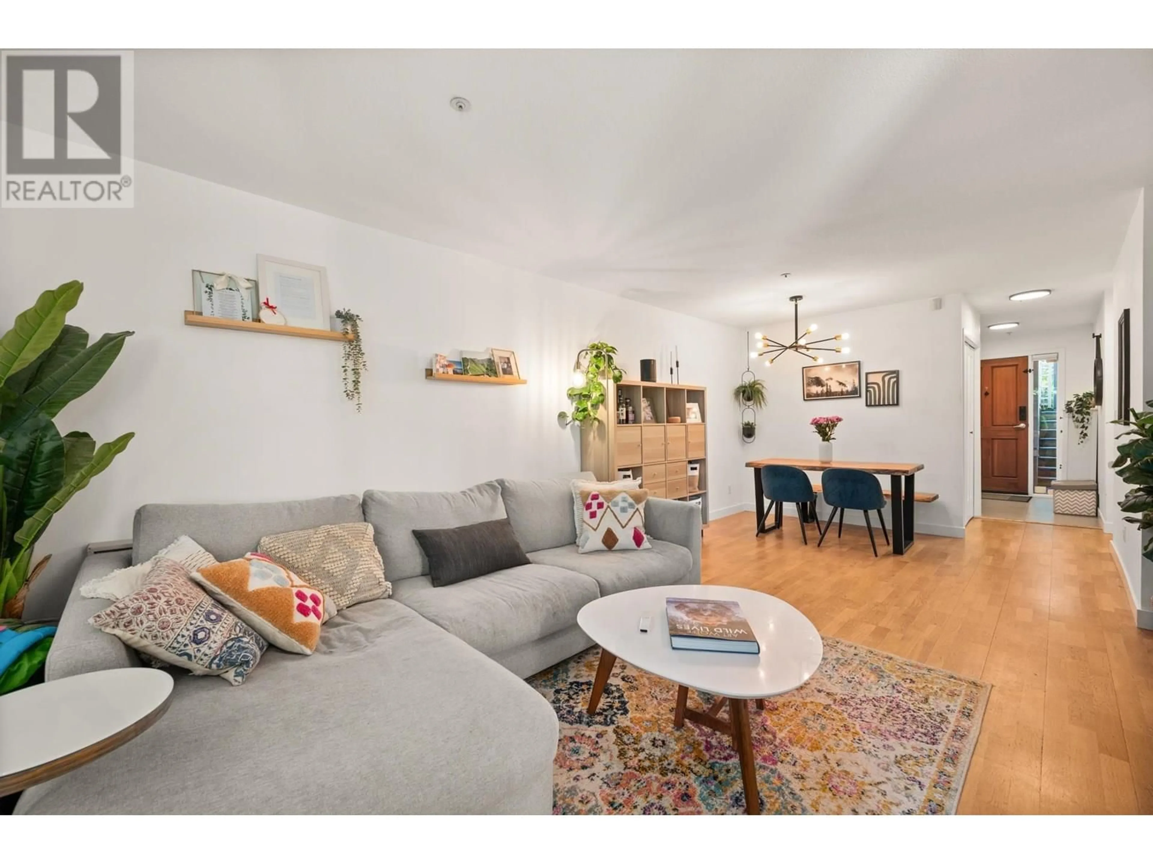 Living room with furniture, unknown for 102 - 2555 4TH AVENUE, Vancouver British Columbia V6K1P5