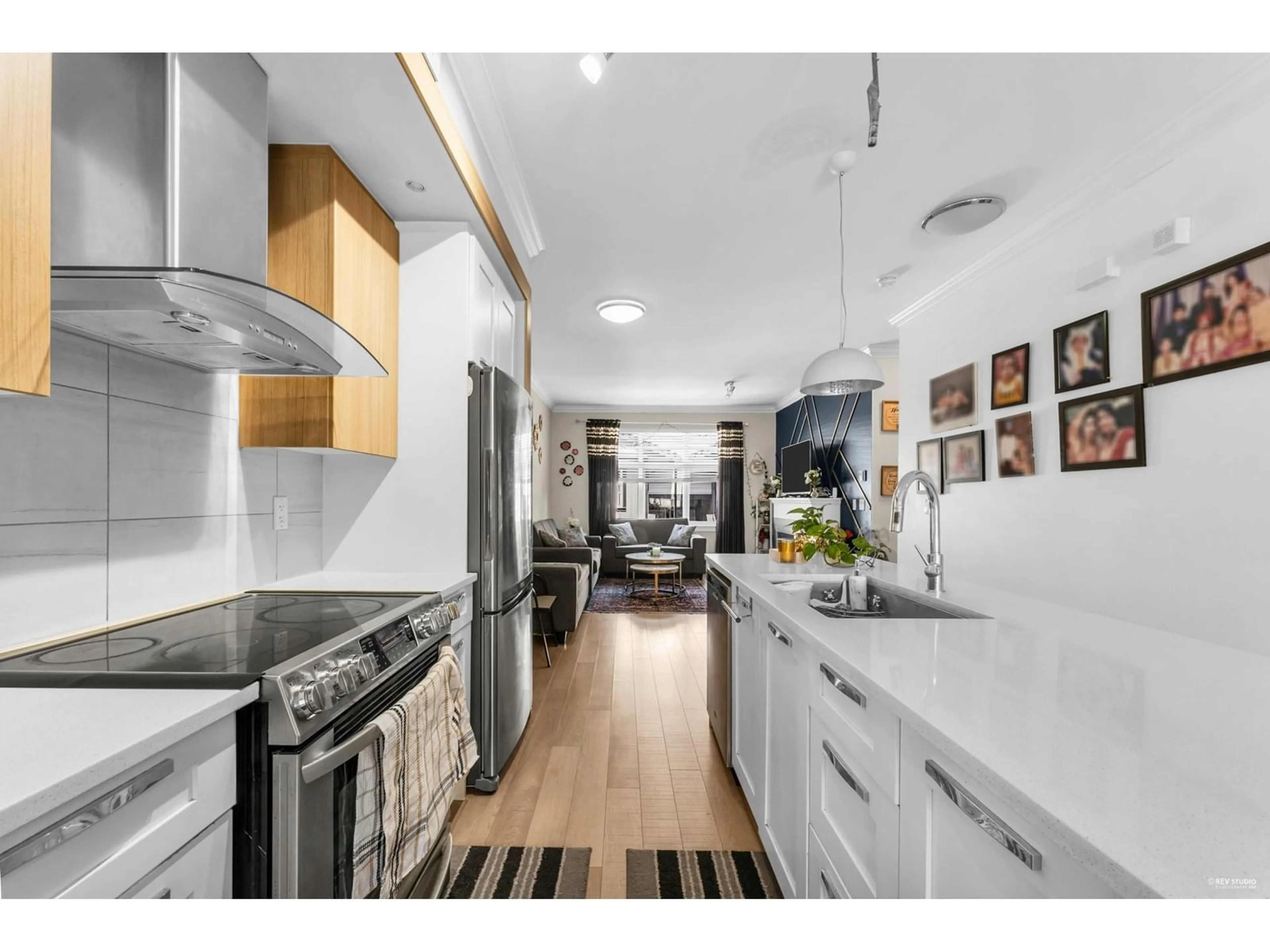 Open concept kitchen, unknown for 13 - 6350 142, Surrey British Columbia V3X1B8