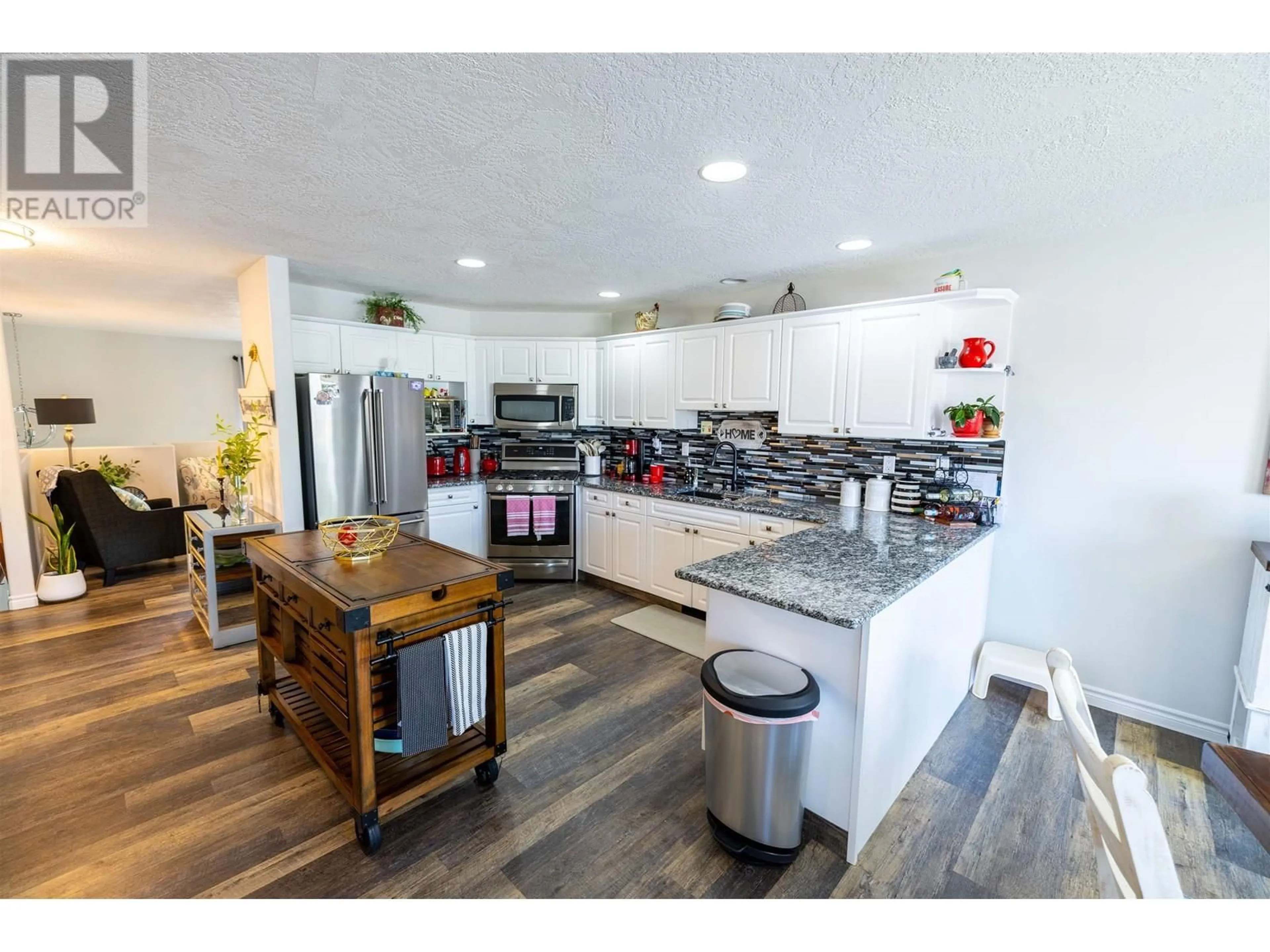 Open concept kitchen, unknown for 104 - 6807 WESTGATE AVENUE, Prince George British Columbia V2N5T8