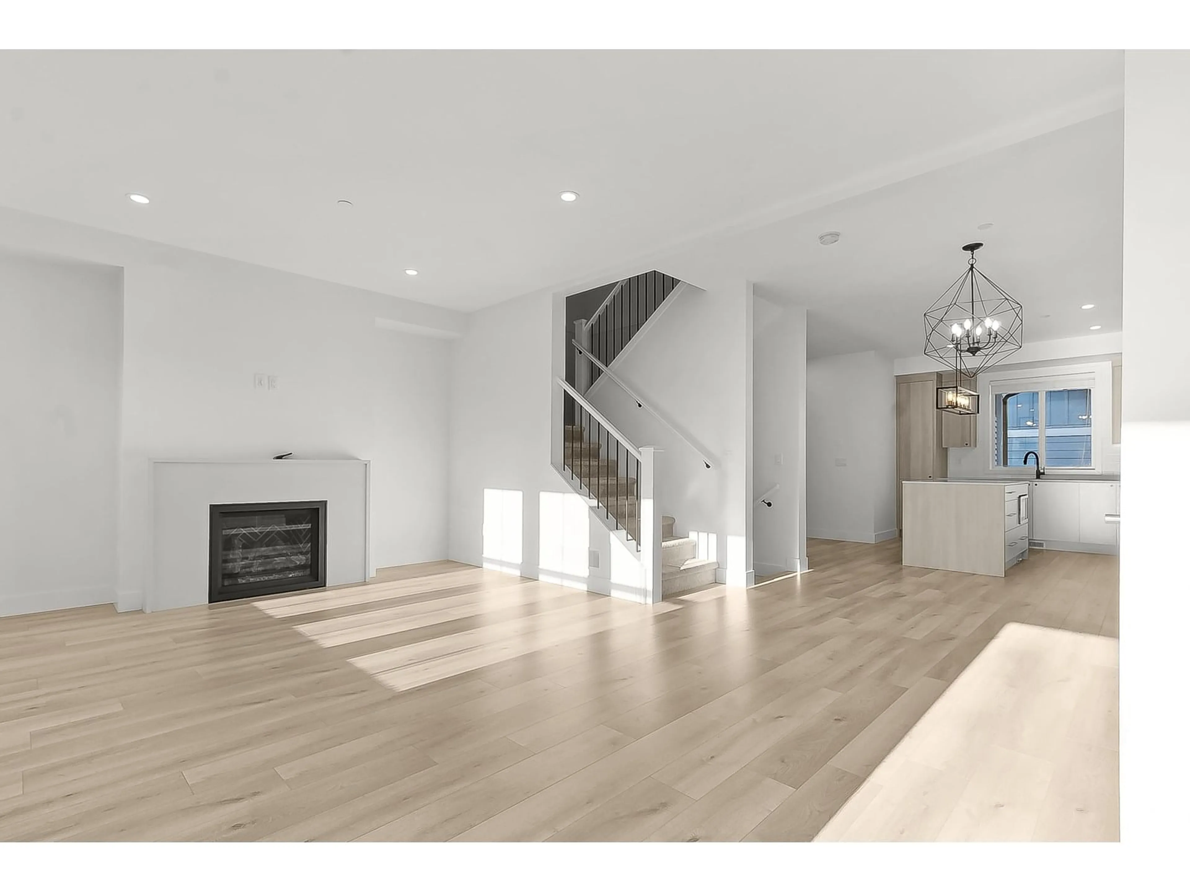 Unknown for 7 - 46211 PROMONTORY ROAD, Chilliwack British Columbia V3Z6S7