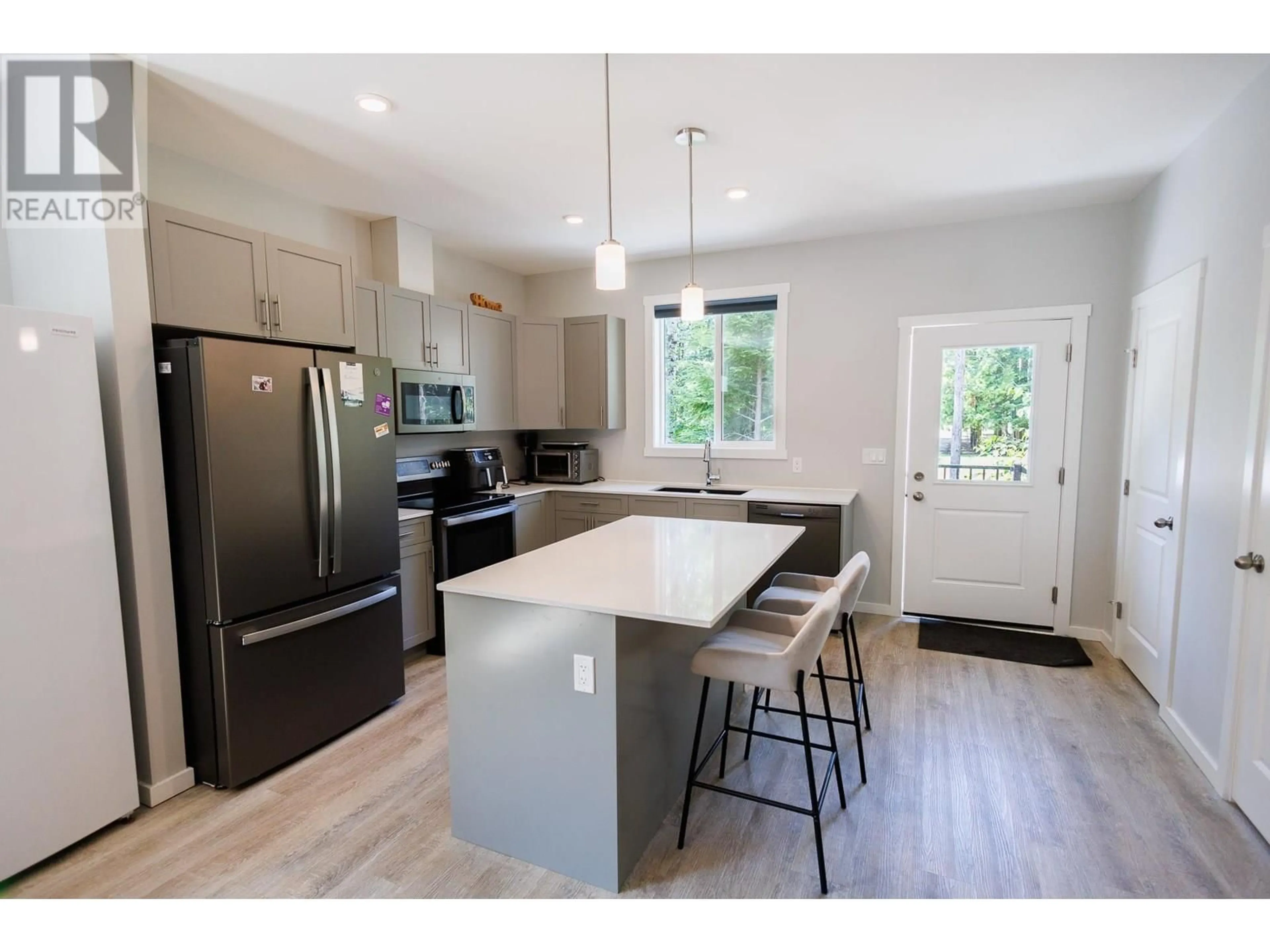 Open concept kitchen, unknown for 14 - 4921 HALLIWELL AVENUE, Terrace British Columbia V8G2J7