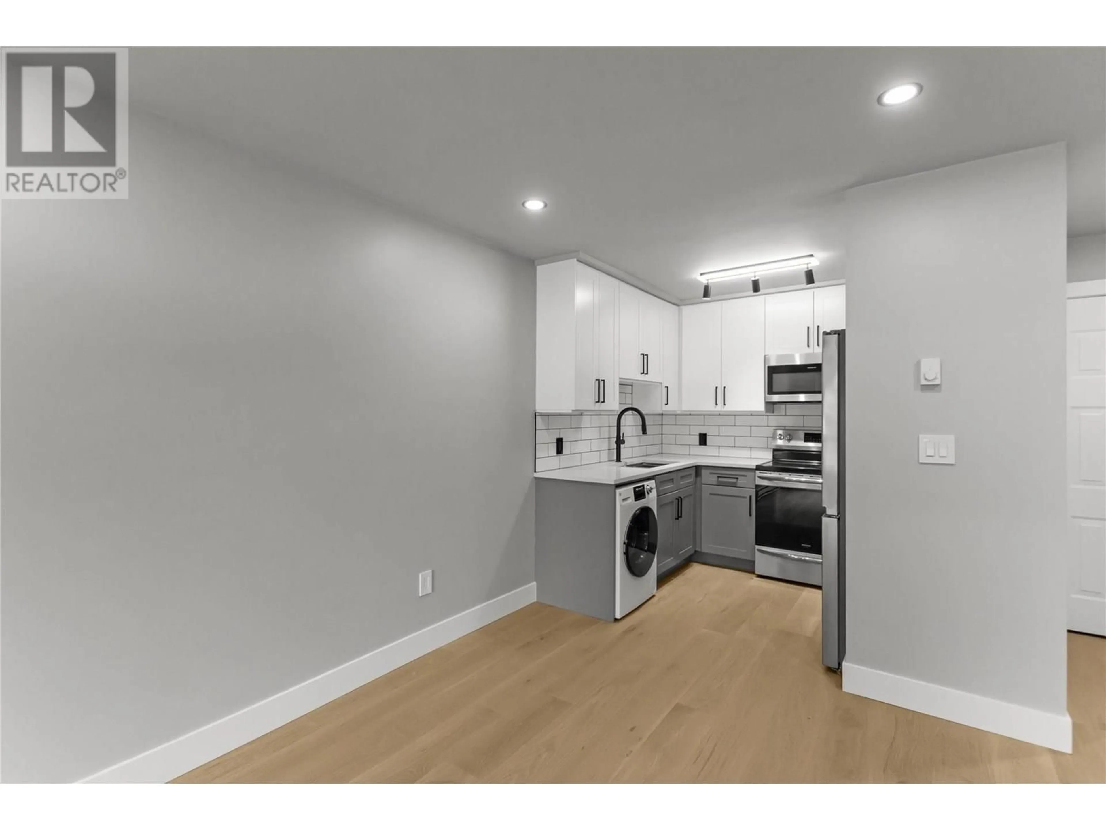 Unknown for 201 - 1948 COQUITLAM AVENUE, Port Coquitlam British Columbia V3B1J3
