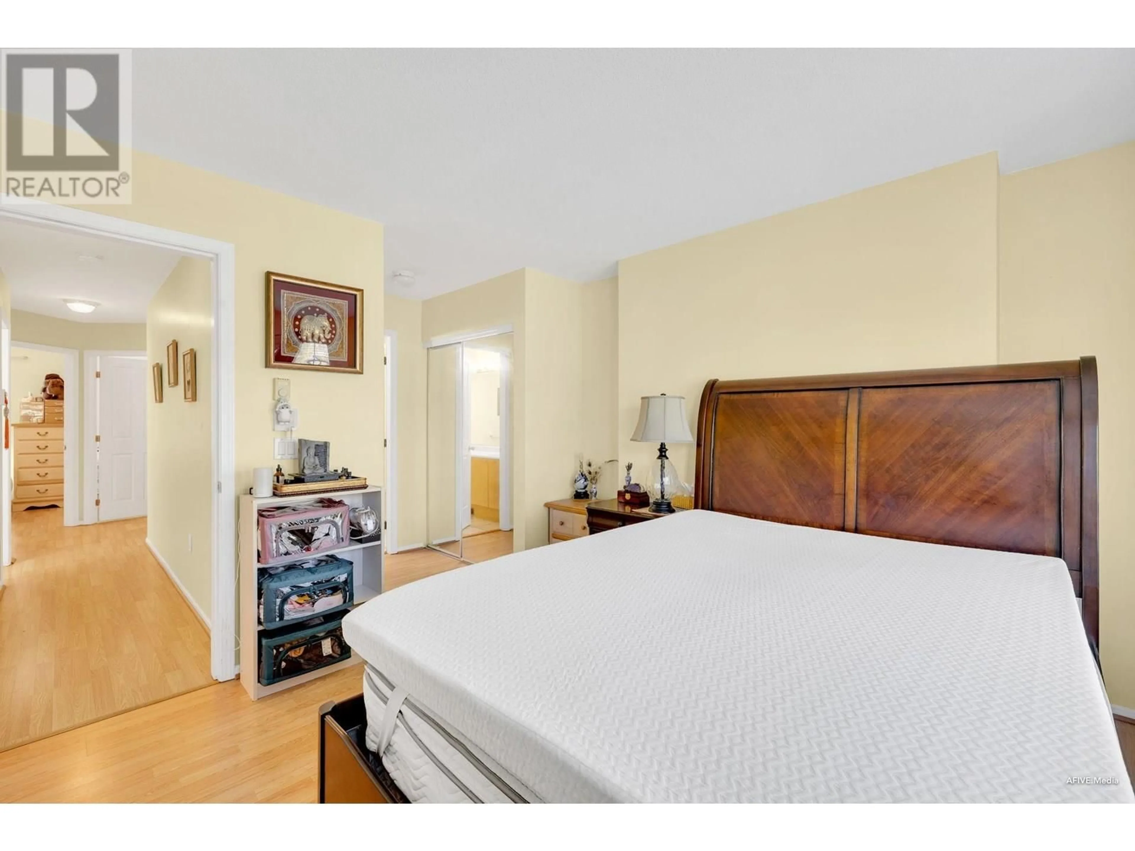 Bedroom with bed, unknown for 113 - 3880 WESTMINSTER HIGHWAY, Richmond British Columbia V7C5S1