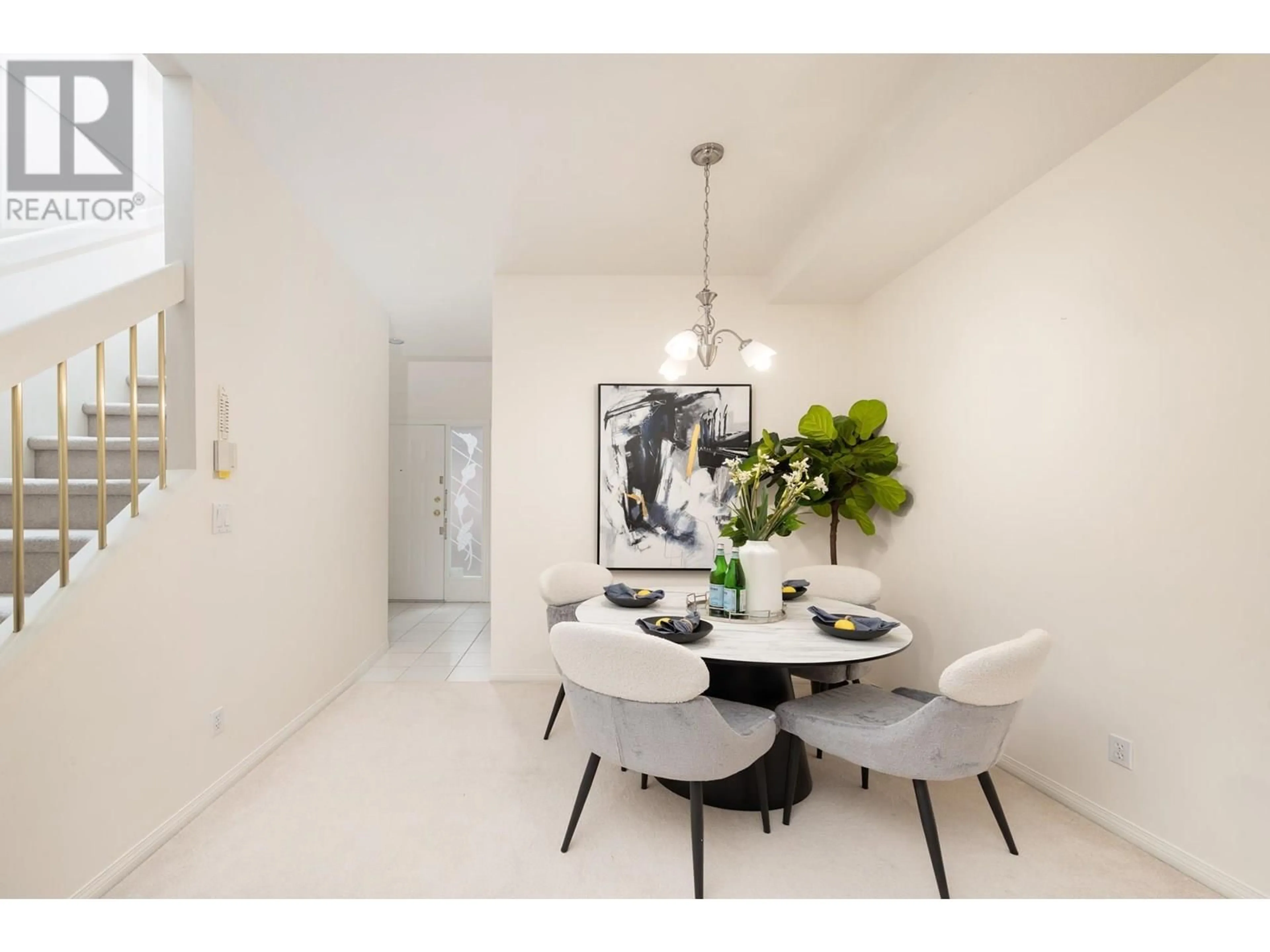 Dining room, ceramic/tile floor for 5 - 7651 MOFFATT ROAD, Richmond British Columbia V6Y1X9