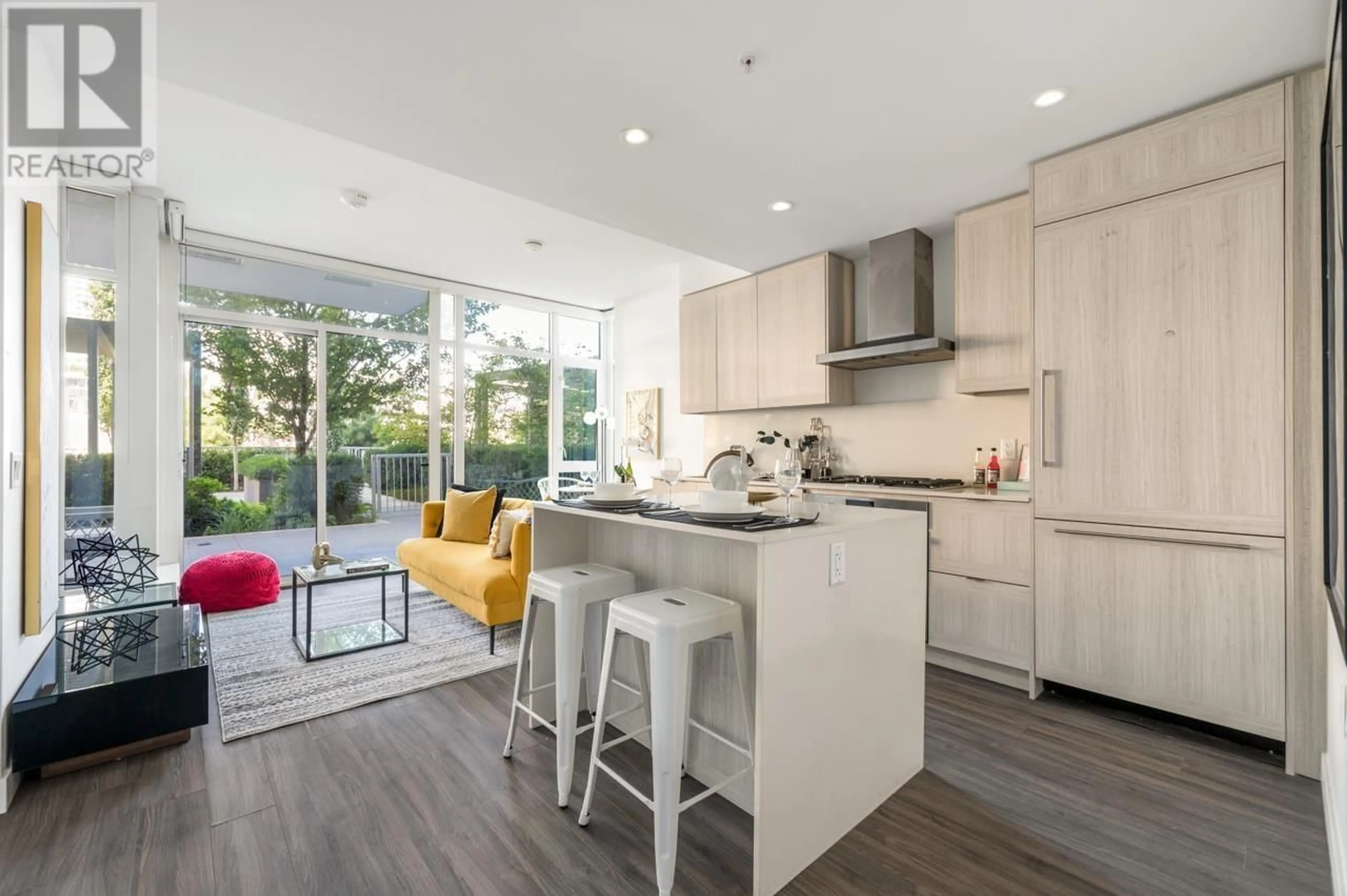 Open concept kitchen, unknown for 405 - 2311 BETA AVENUE, Burnaby British Columbia V5C0M1