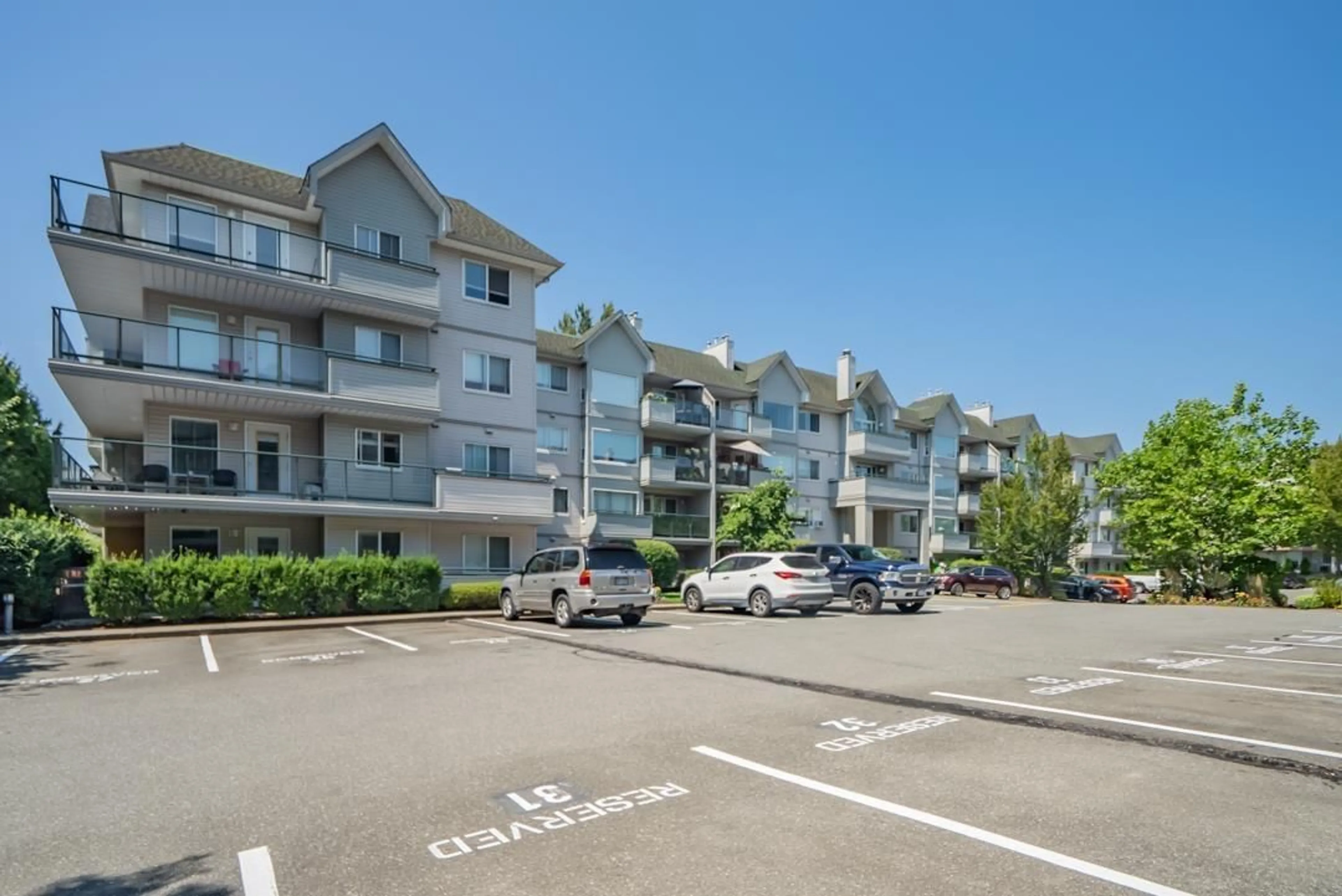 Unknown for 403 - 33708 KING, Abbotsford British Columbia V2S8C6
