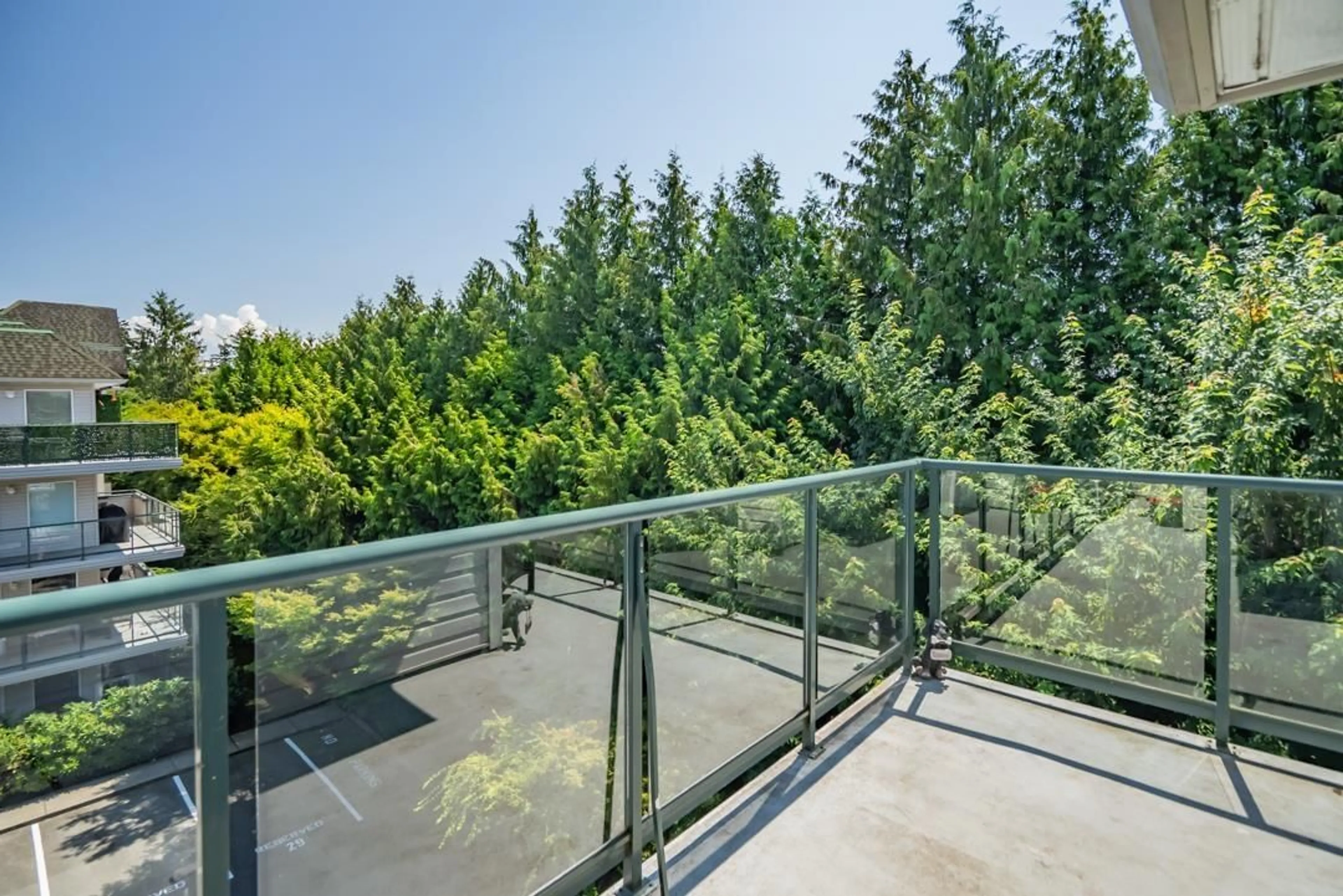 Patio, forest/trees view for 403 - 33708 KING, Abbotsford British Columbia V2S8C6