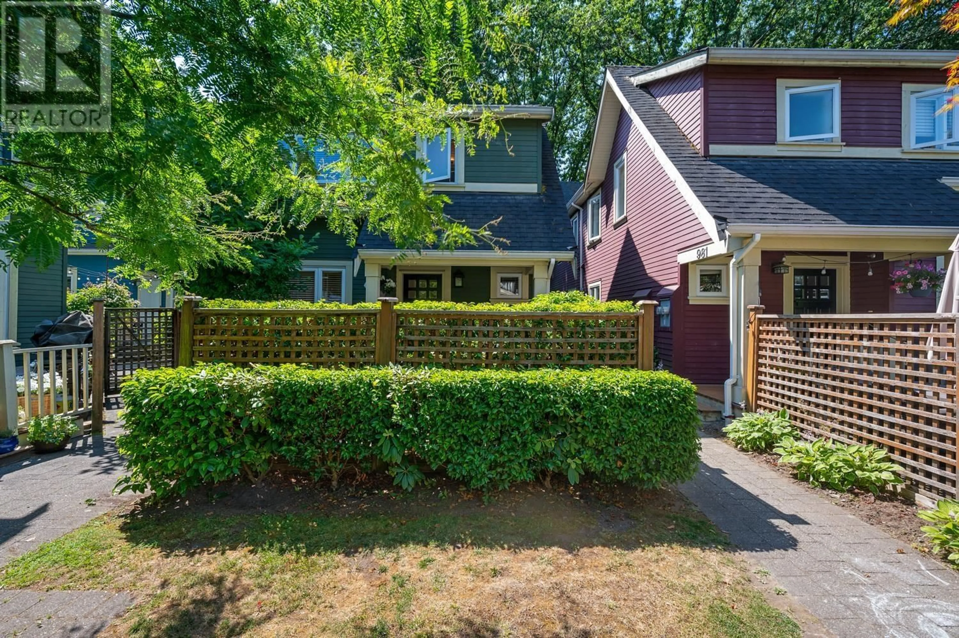 Home with brick exterior material, street for 987 21ST AVENUE, Vancouver British Columbia V5V1S4