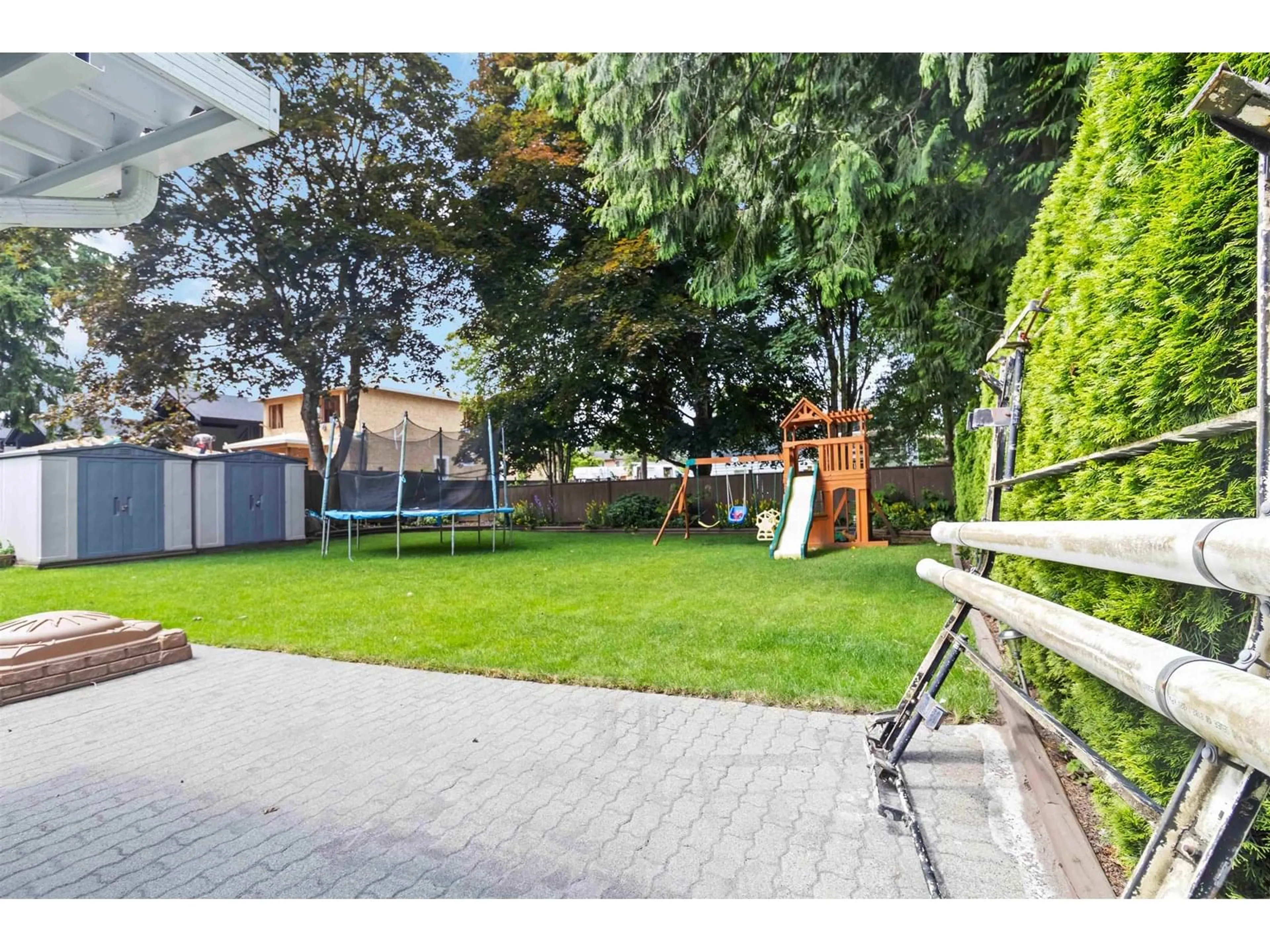 Patio, street for 9463 119, Delta British Columbia V4C6M8