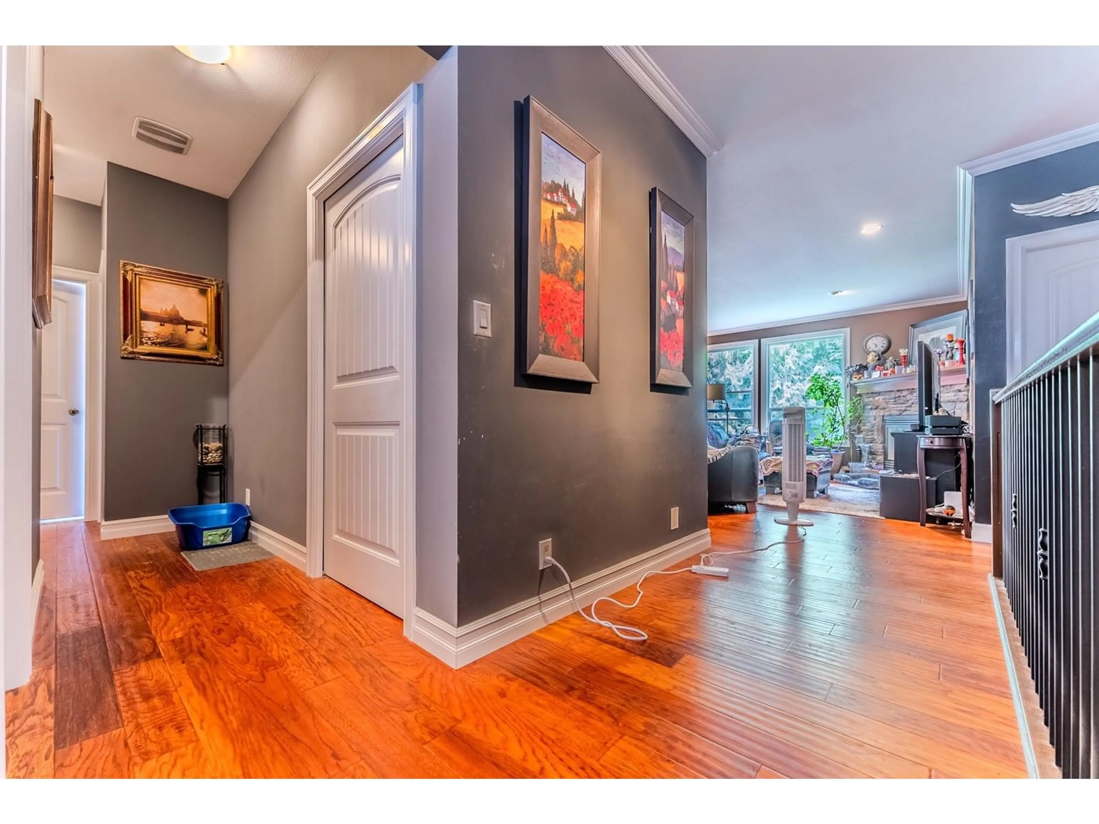 Indoor entryway for 27 - 45957 SHERWOOD DRIVE, Chilliwack British Columbia V2R5Y2
