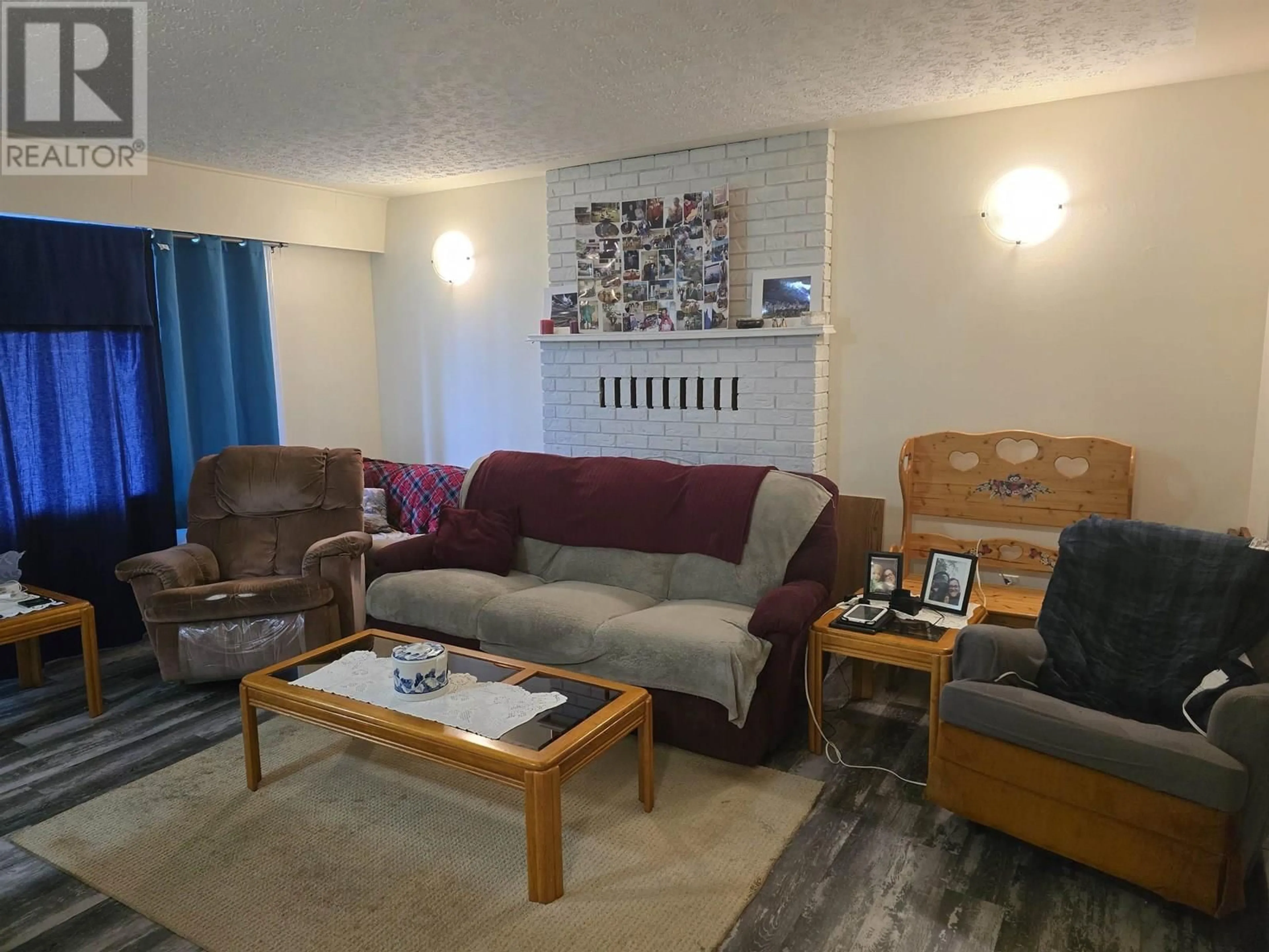 Living room with furniture, unknown for 2688 NORWOOD STREET, Prince George British Columbia V2L5L5