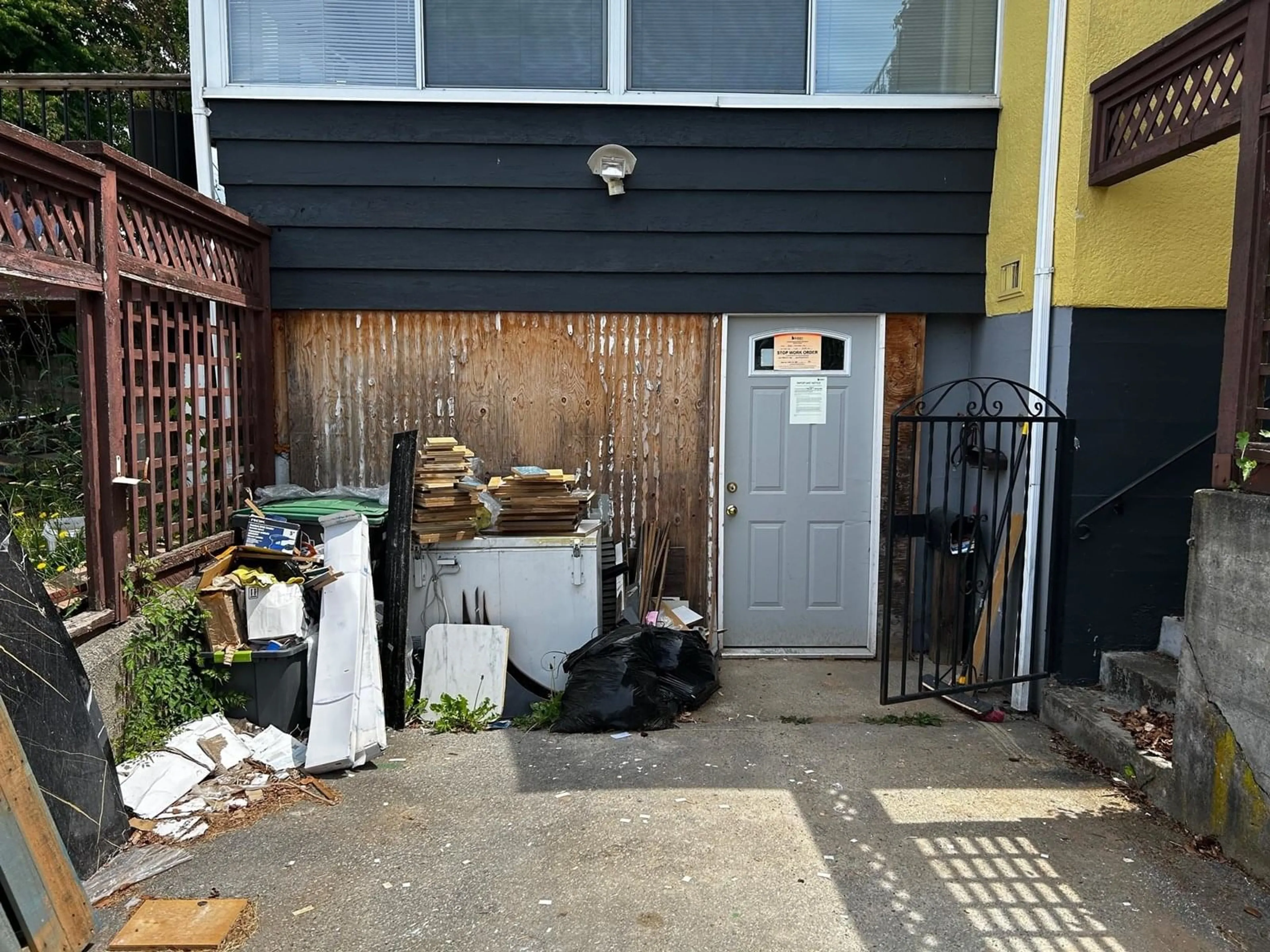 Unknown for 9678 PRINCESS, Surrey British Columbia V3V2T4
