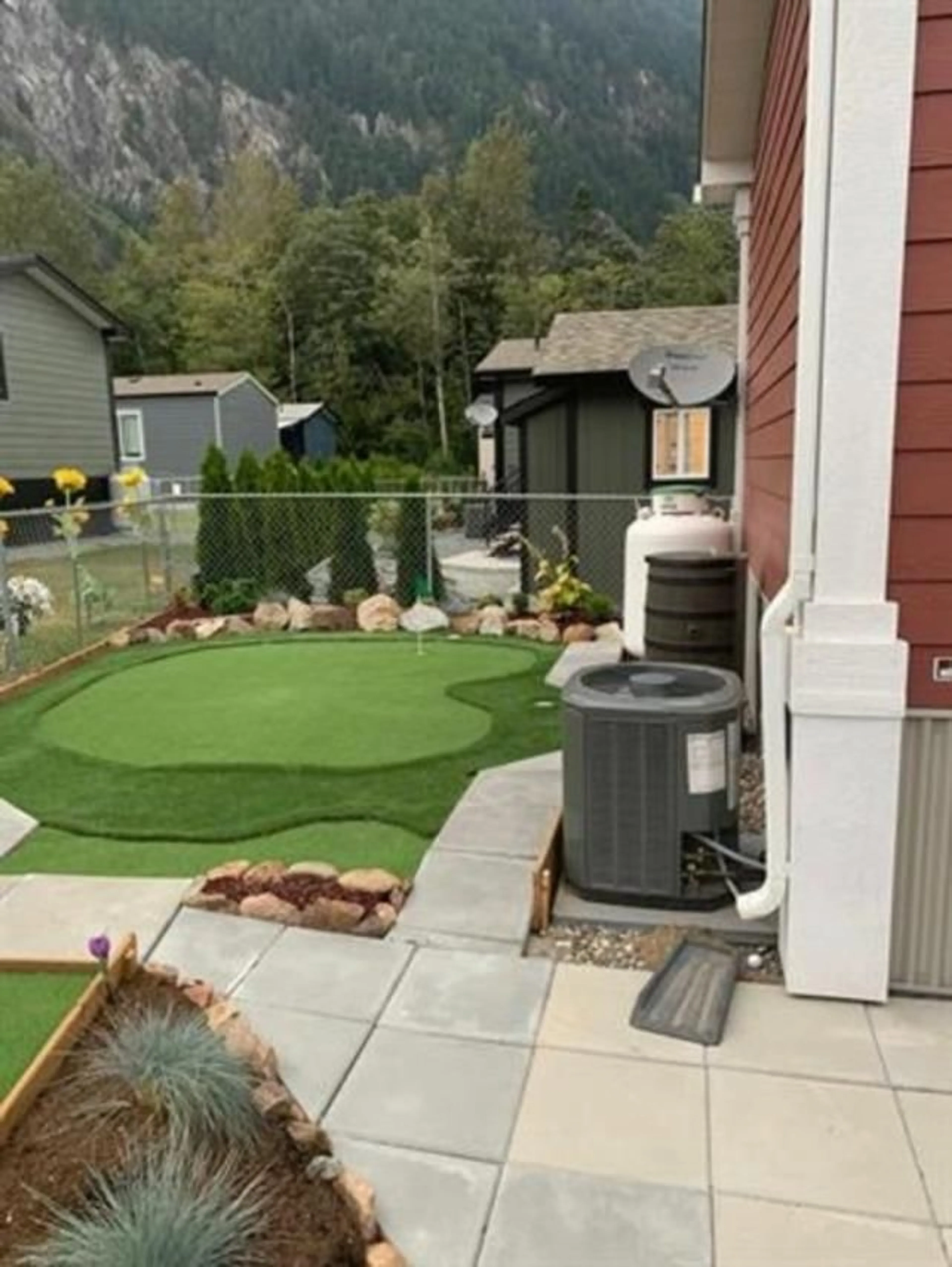 Patio, mountain view for 29 - 59060 LOUGHEED HIGHWAY, Agassiz British Columbia V0X1L3