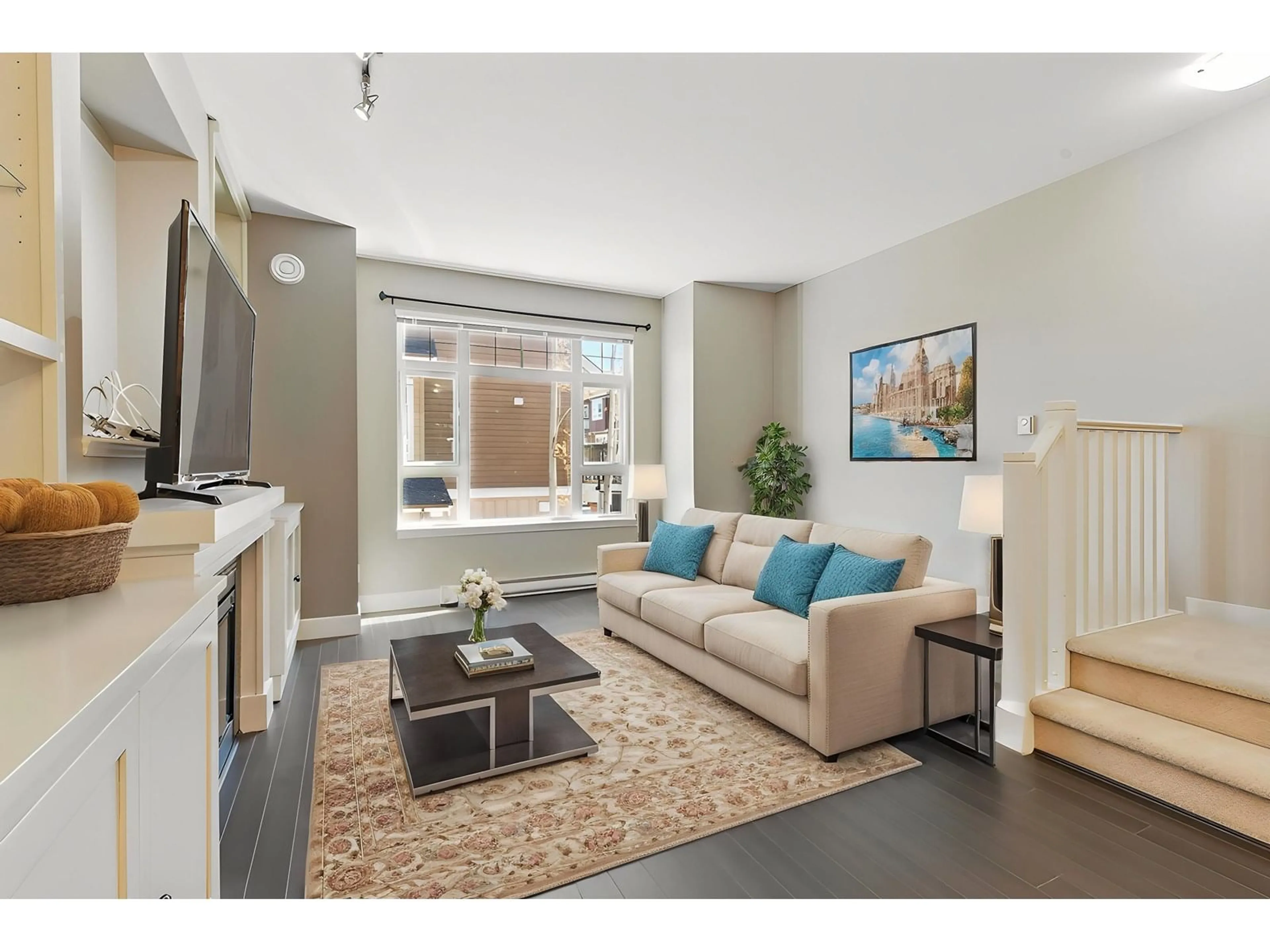 Living room with furniture, unknown for 44 - 2979 156, Surrey British Columbia V3Z8V8