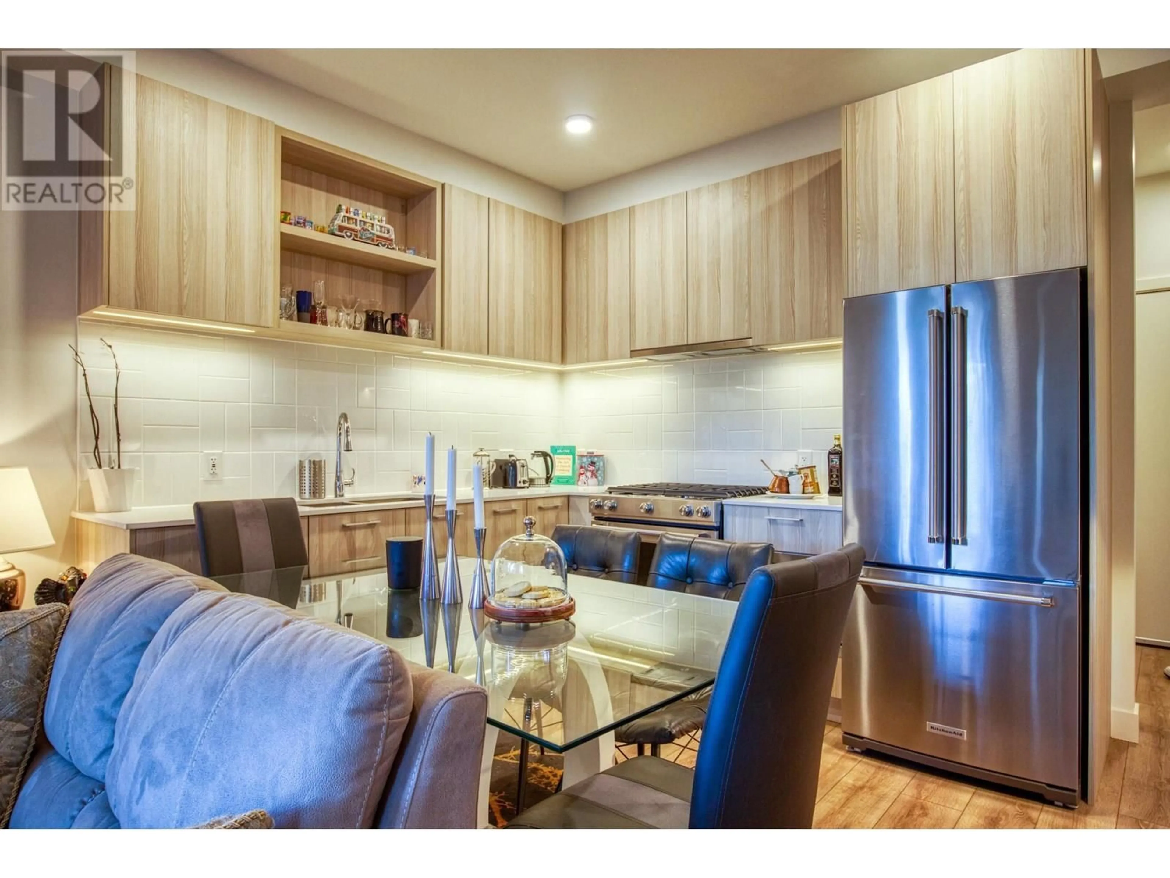 Open concept kitchen, wood/laminate floor for 112 - 735 ANSKAR COURT, Coquitlam British Columbia V3J4J3