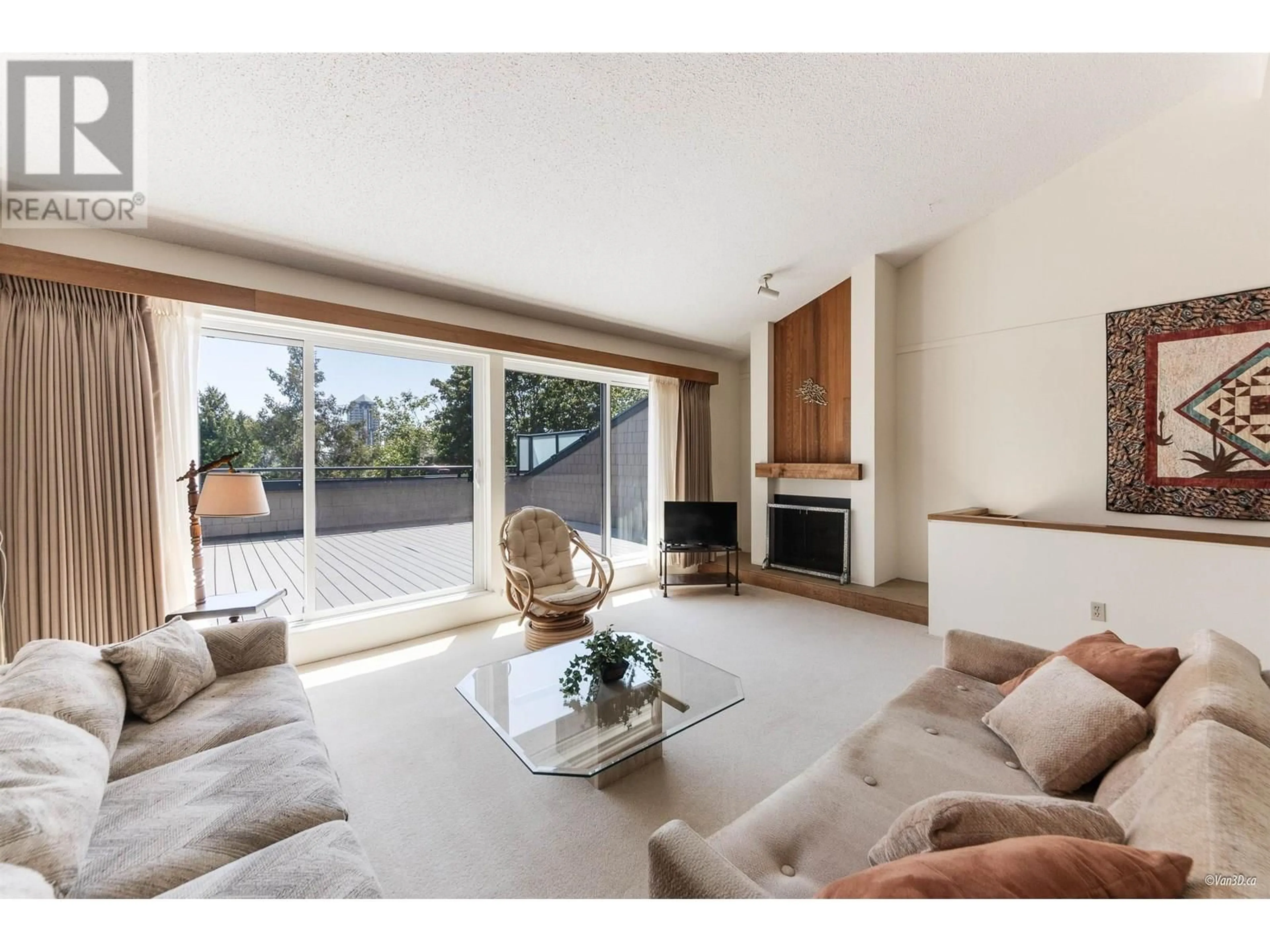Living room with furniture, unknown for 310 - 7055 WILMA STREET, Burnaby British Columbia V5E4B1