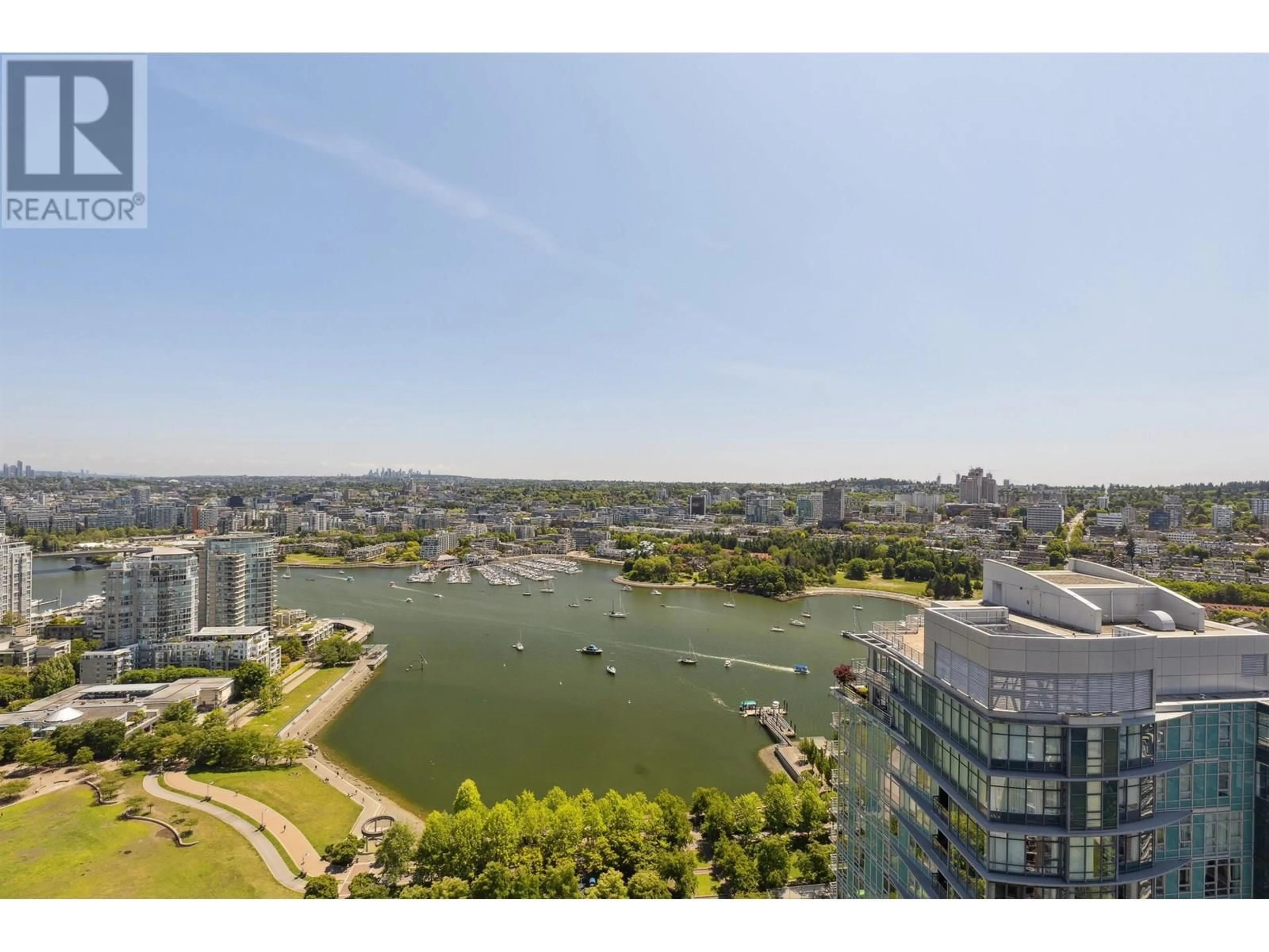 A pic from outside/outdoor area/front of a property/back of a property/a pic from drone, water/lake/river/ocean view for 4001 - 1408 STRATHMORE MEWS, Vancouver British Columbia V0V0V0