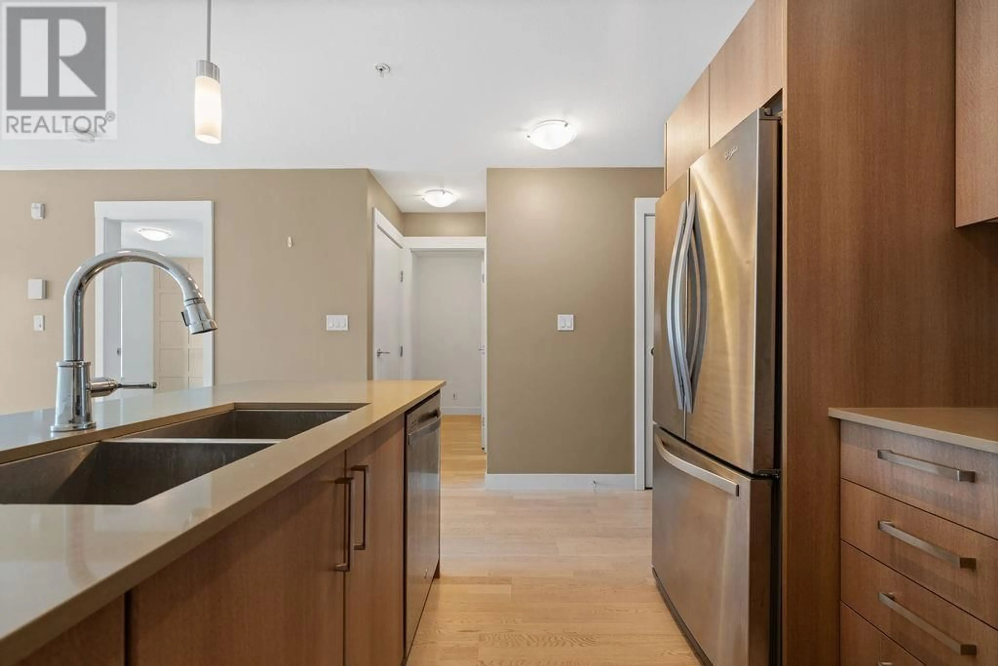 Standard kitchen, unknown for 325 - 7058 14TH AVENUE, Burnaby British Columbia V3N0E6