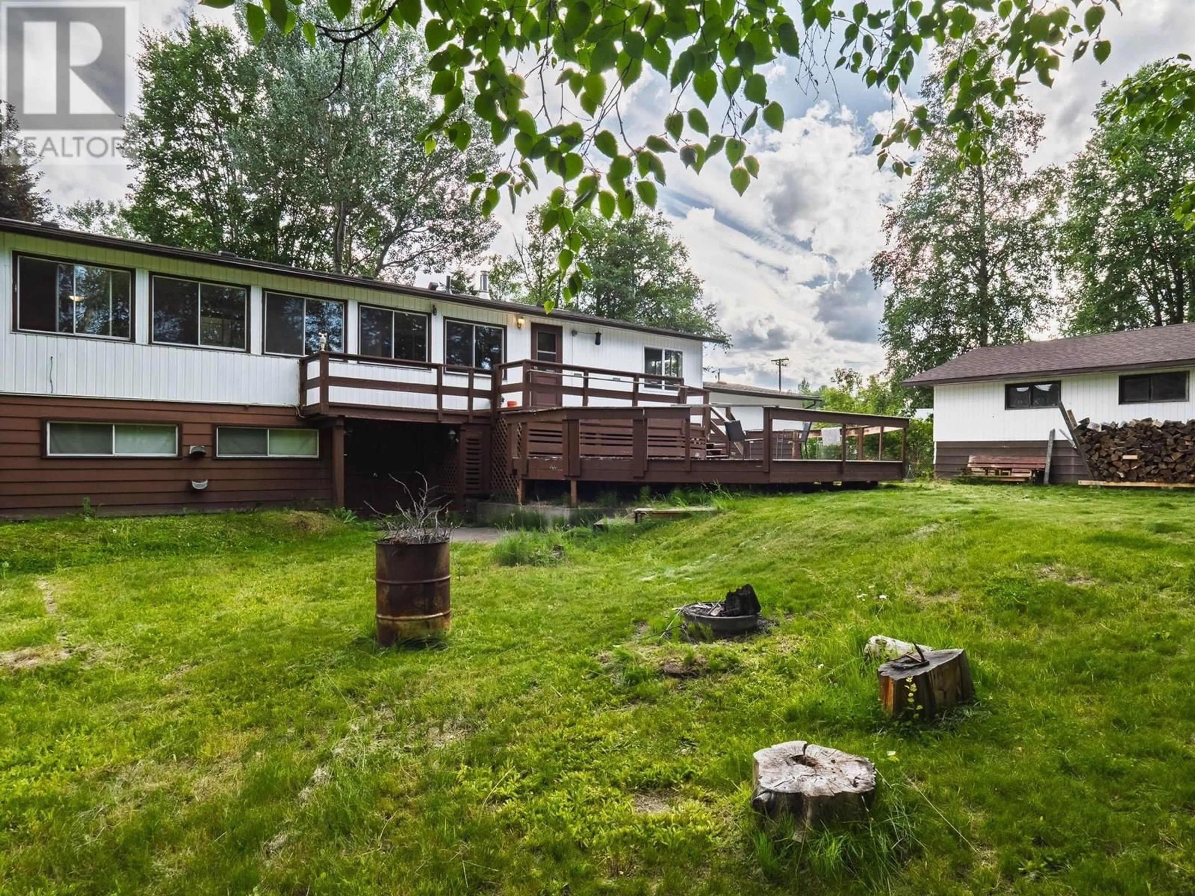 A pic from outside/outdoor area/front of a property/back of a property/a pic from drone, unknown for 4334 CHESTNUT DRIVE, Prince George British Columbia V2K2T5