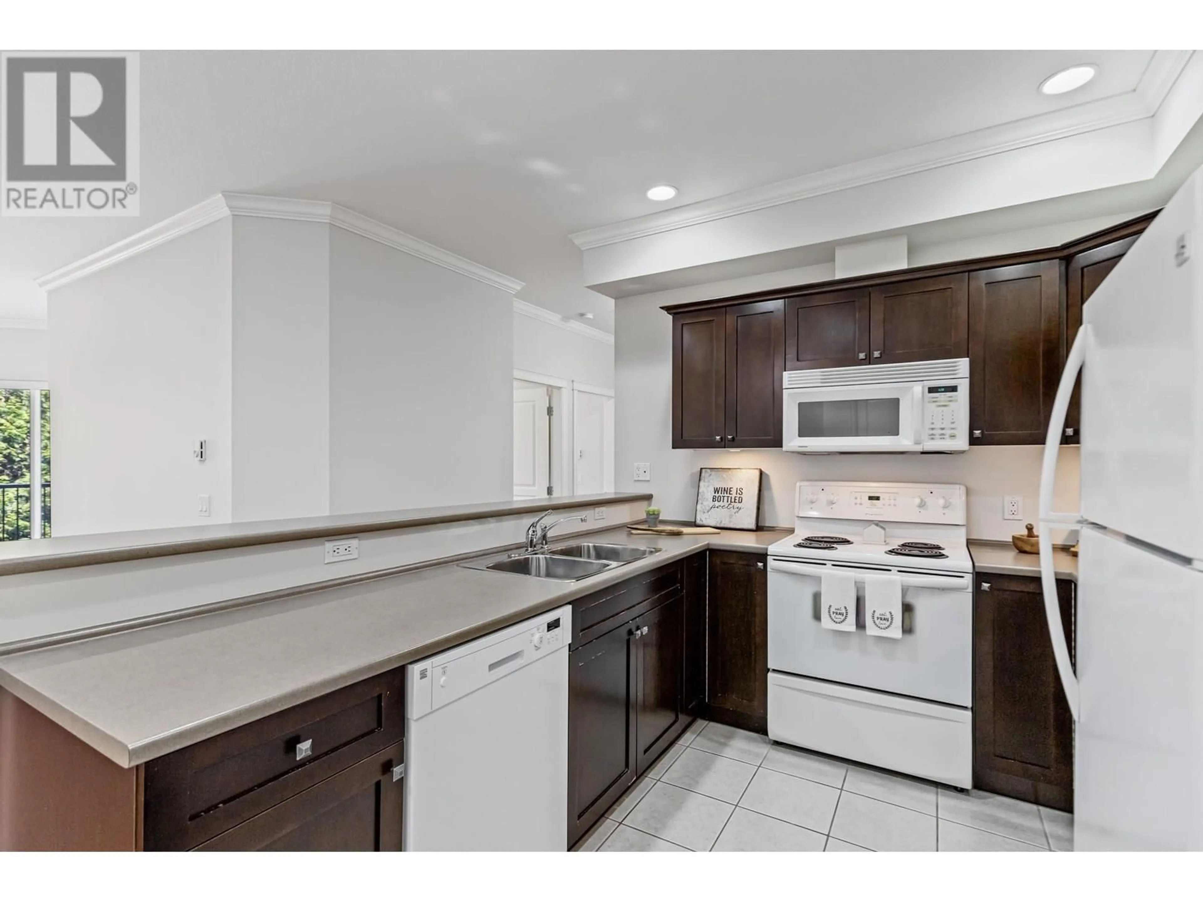 Standard kitchen, unknown for 201 - 12090 227 STREET, Maple Ridge British Columbia V2X6J5