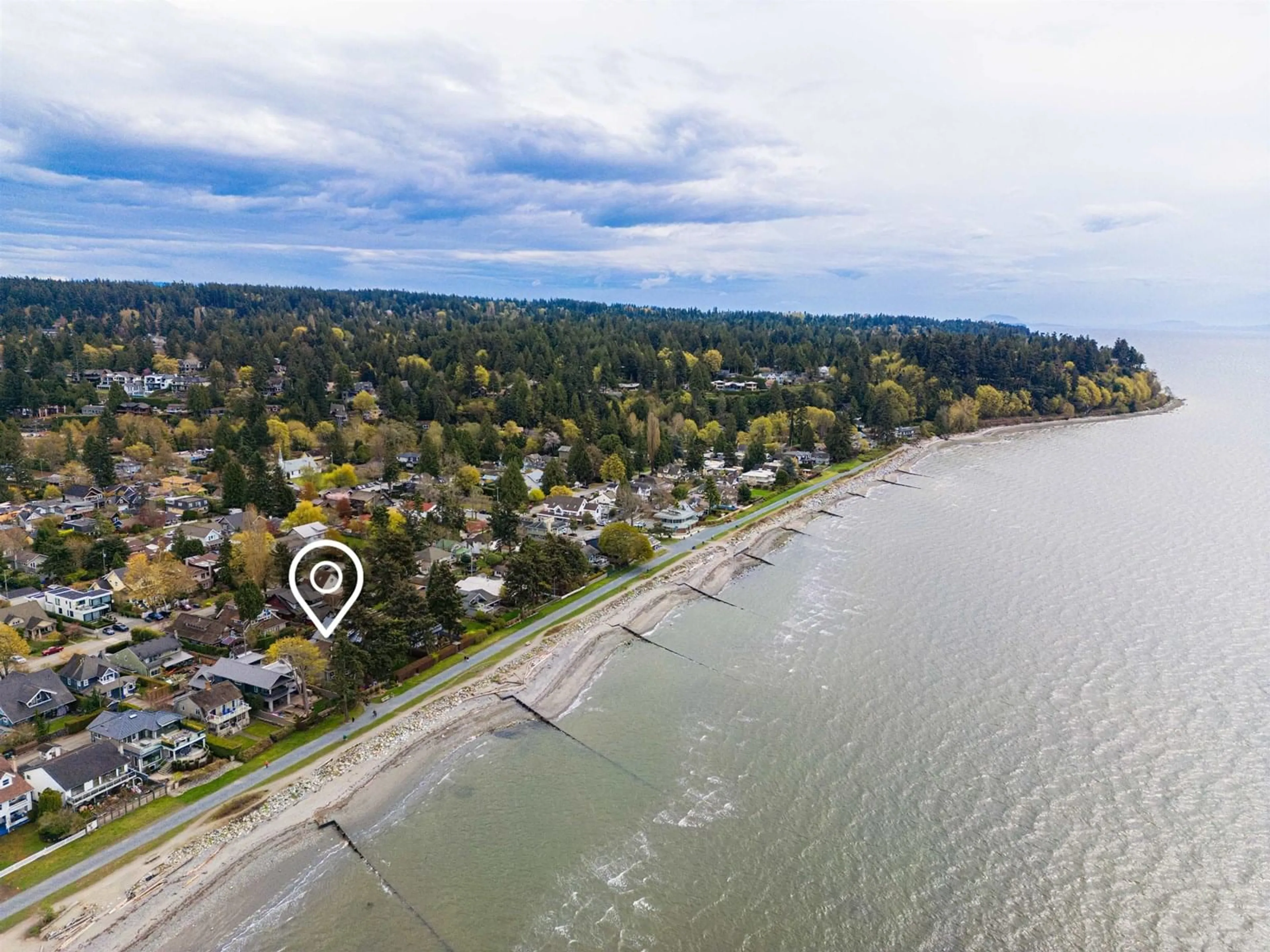 A pic from outside/outdoor area/front of a property/back of a property/a pic from drone, water/lake/river/ocean view for 2810 O'HARA, Surrey British Columbia V4A3E4