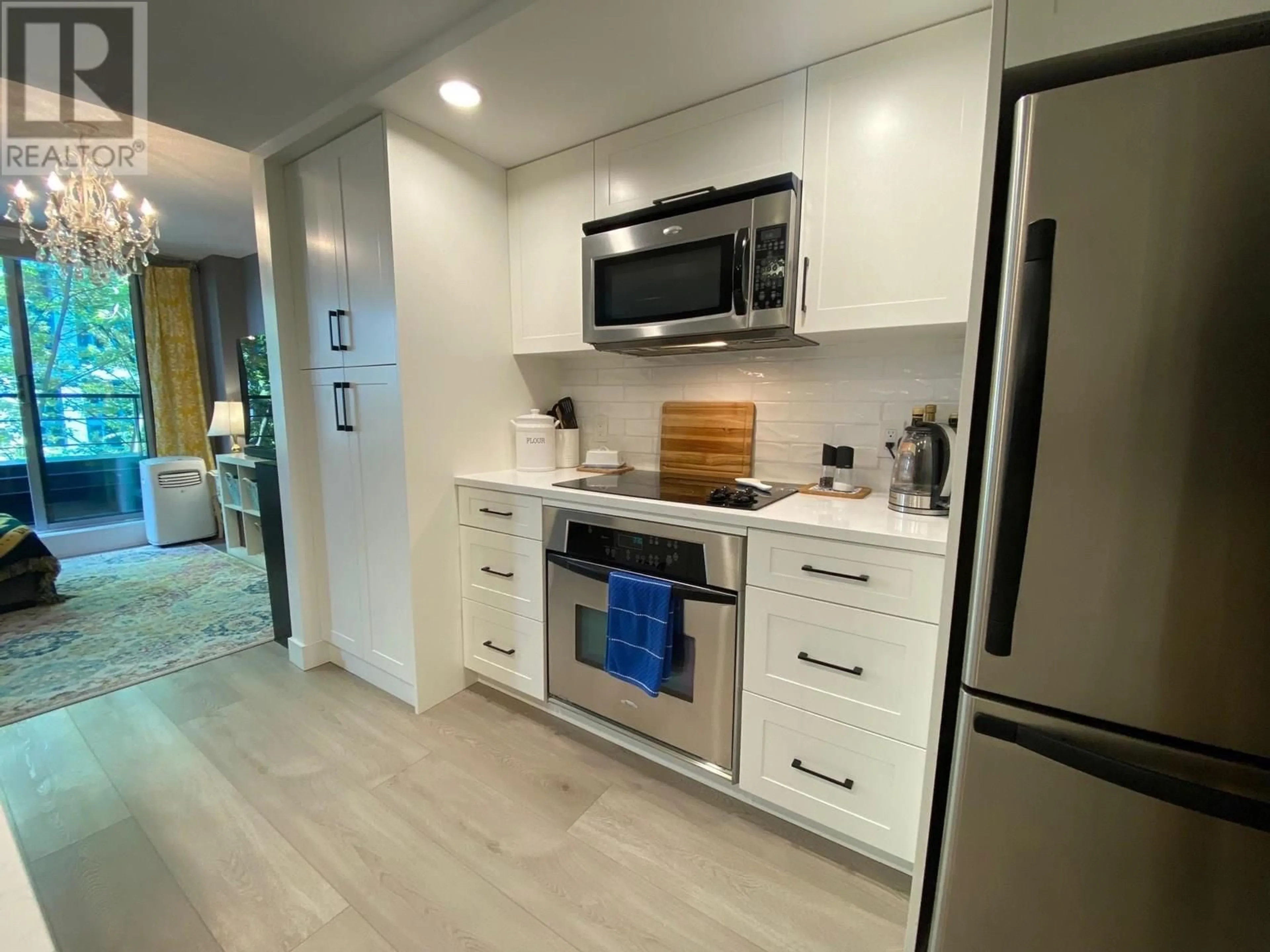Open concept kitchen, unknown for 304 - 1255 SEYMOUR STREET, Vancouver British Columbia V6B0H1
